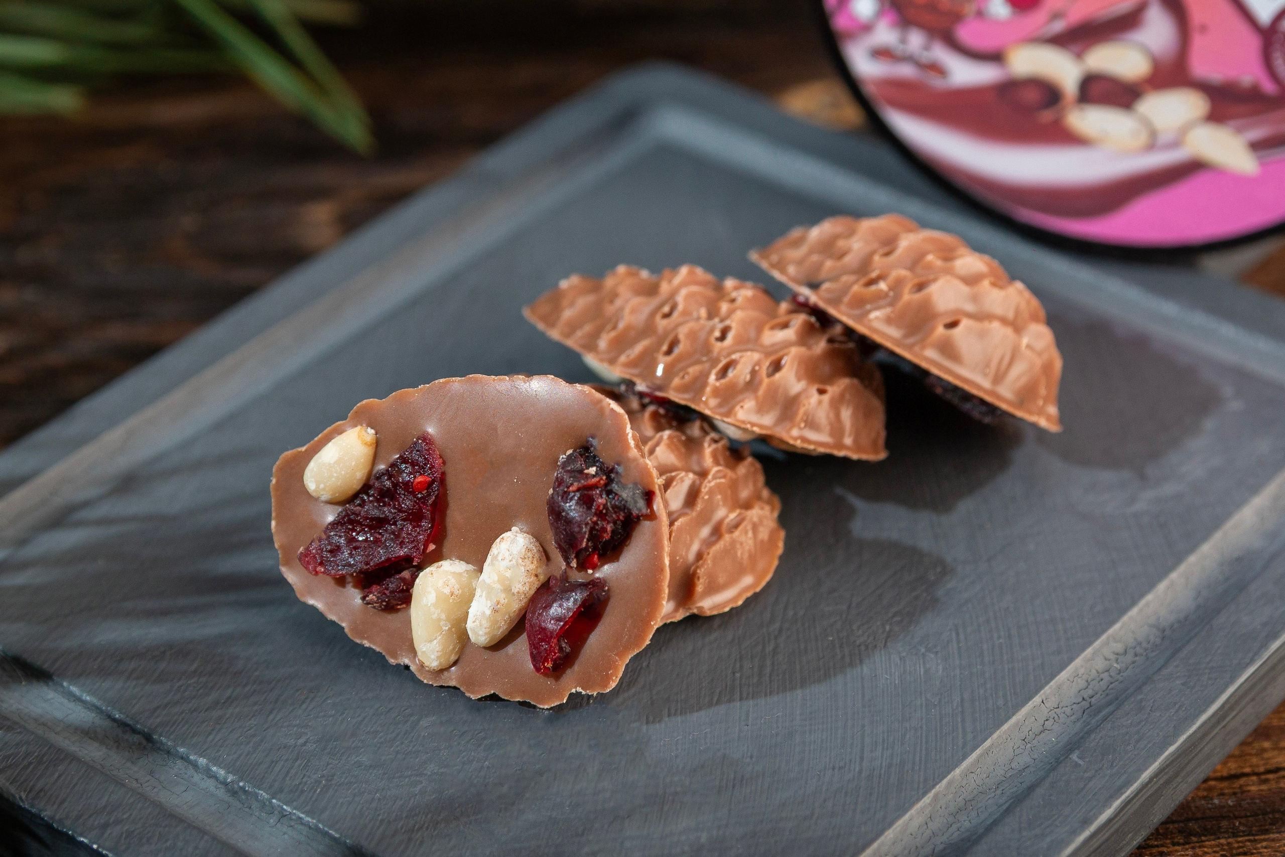 Лесная фабрика — конфеты. Александр Стряпунин — предметный фотограф в Улан-Удэ