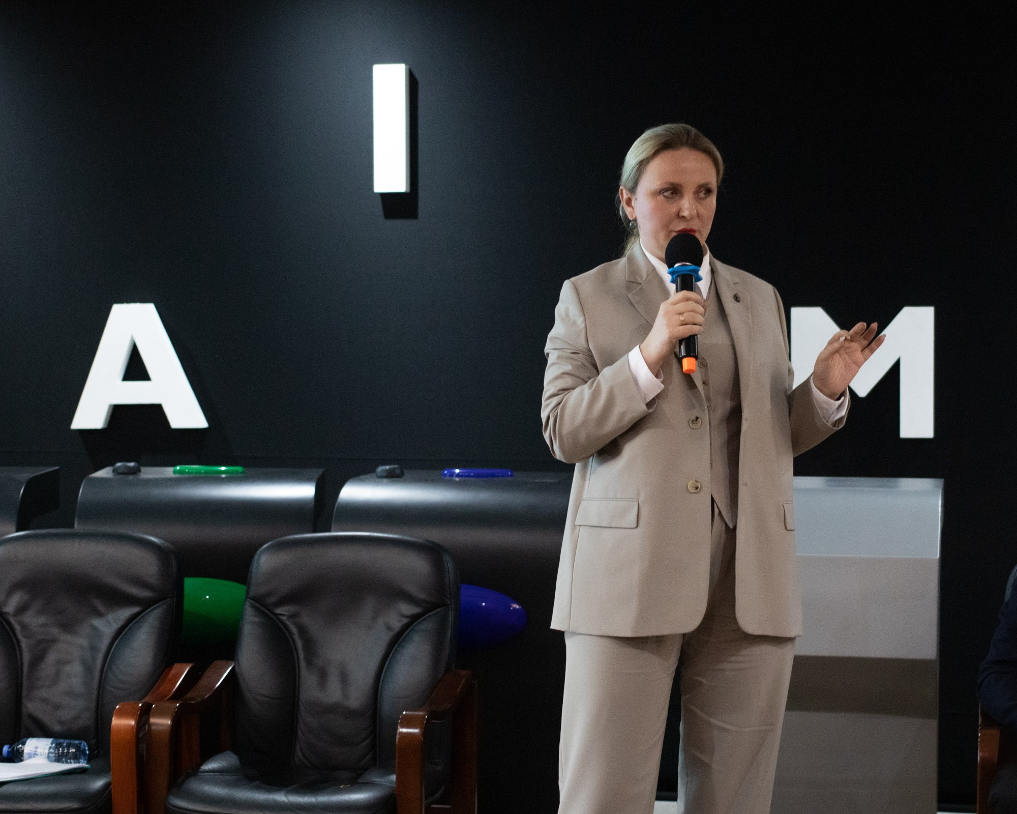 Встреча с Владиславом Даванковым и «Опора России». Репортажный, промышленный и маркетплейс-фотограф Дмитрий Чернат