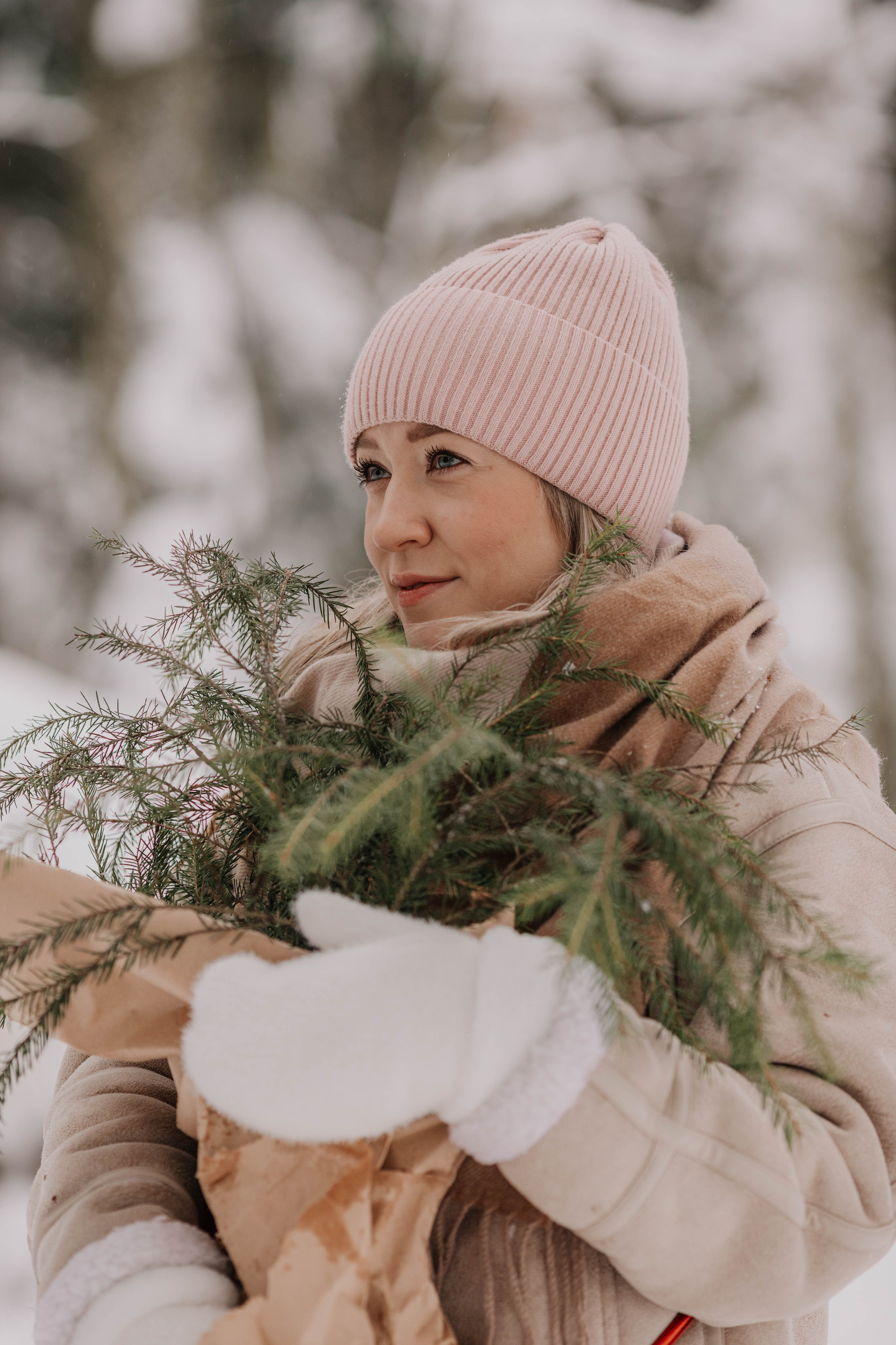 Лиля и семья Зимняя прогулка в лесу. Семейный и свадебный фотограф Видное Москва Екатерина Пятова