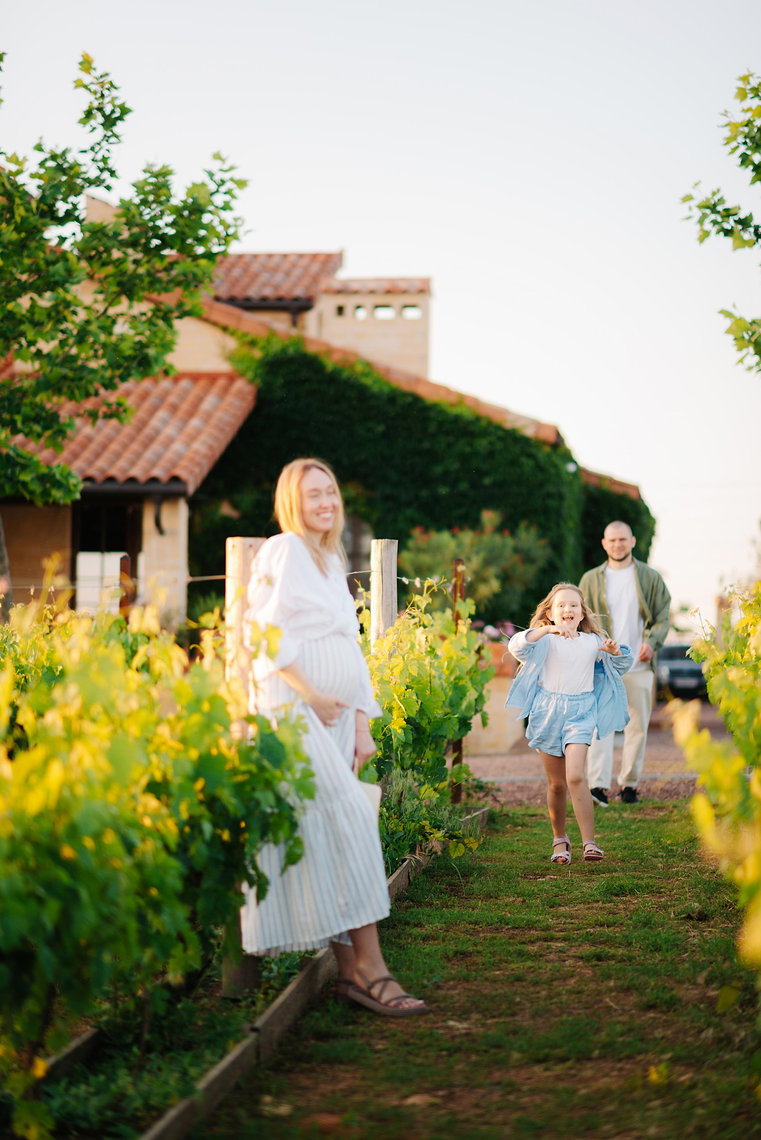 Паша, Саша, Ева и виноградники. Свадебный и семейный фотограф в Ростове-на-Дону Дарья Герасименко