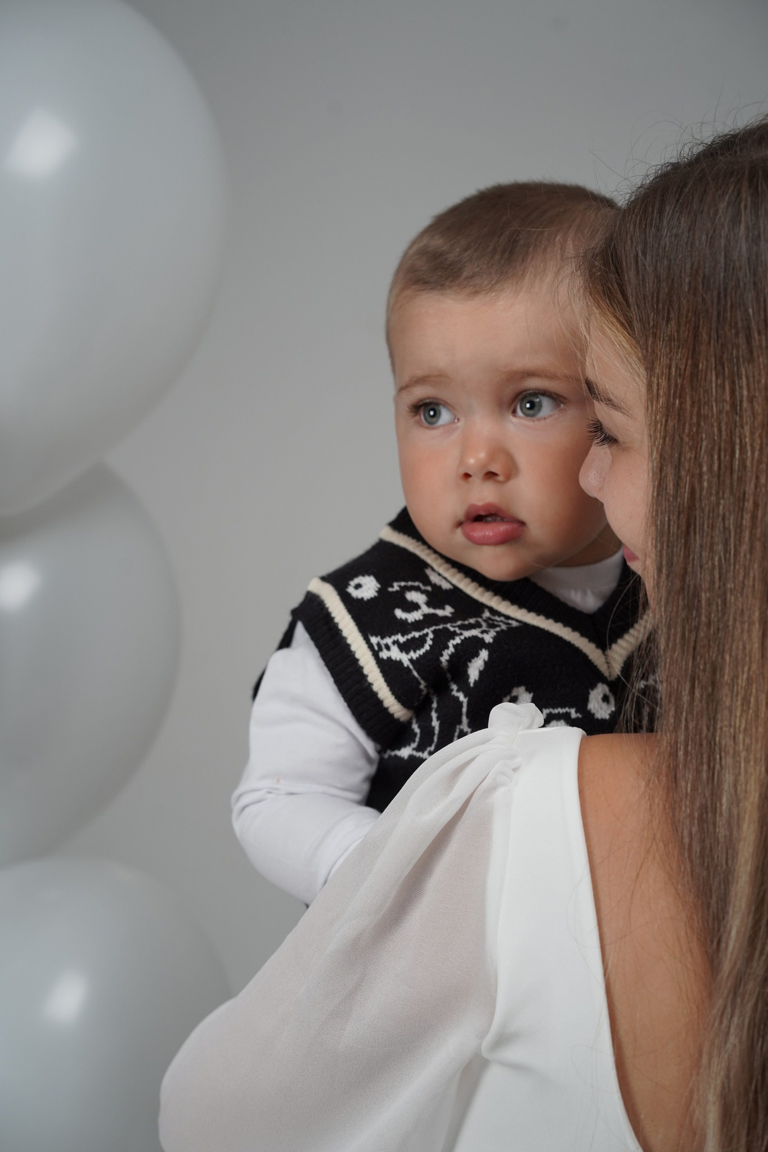 Лиза Максим. Студийный и портретный фотограф в САНКТ-ПЕТЕРБУРГЕИрина Махаон