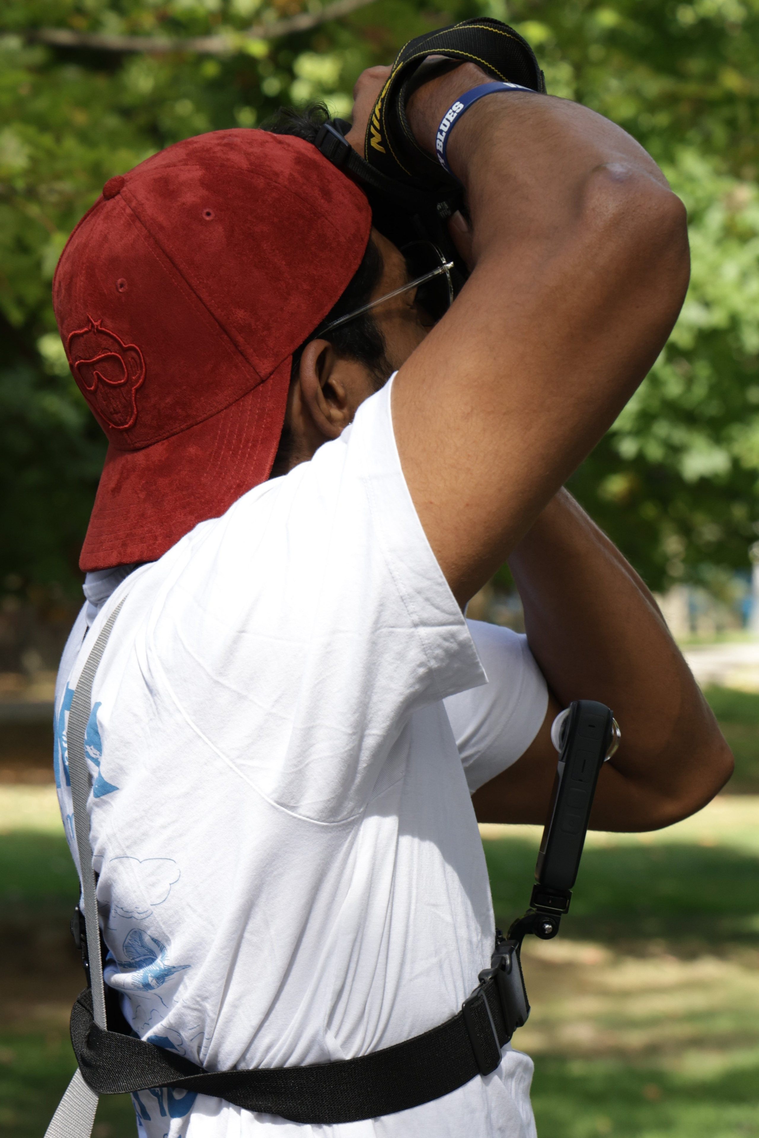 Queen St West Art Crawl. Portrait photographer based in Toronto — Blinova Mariia