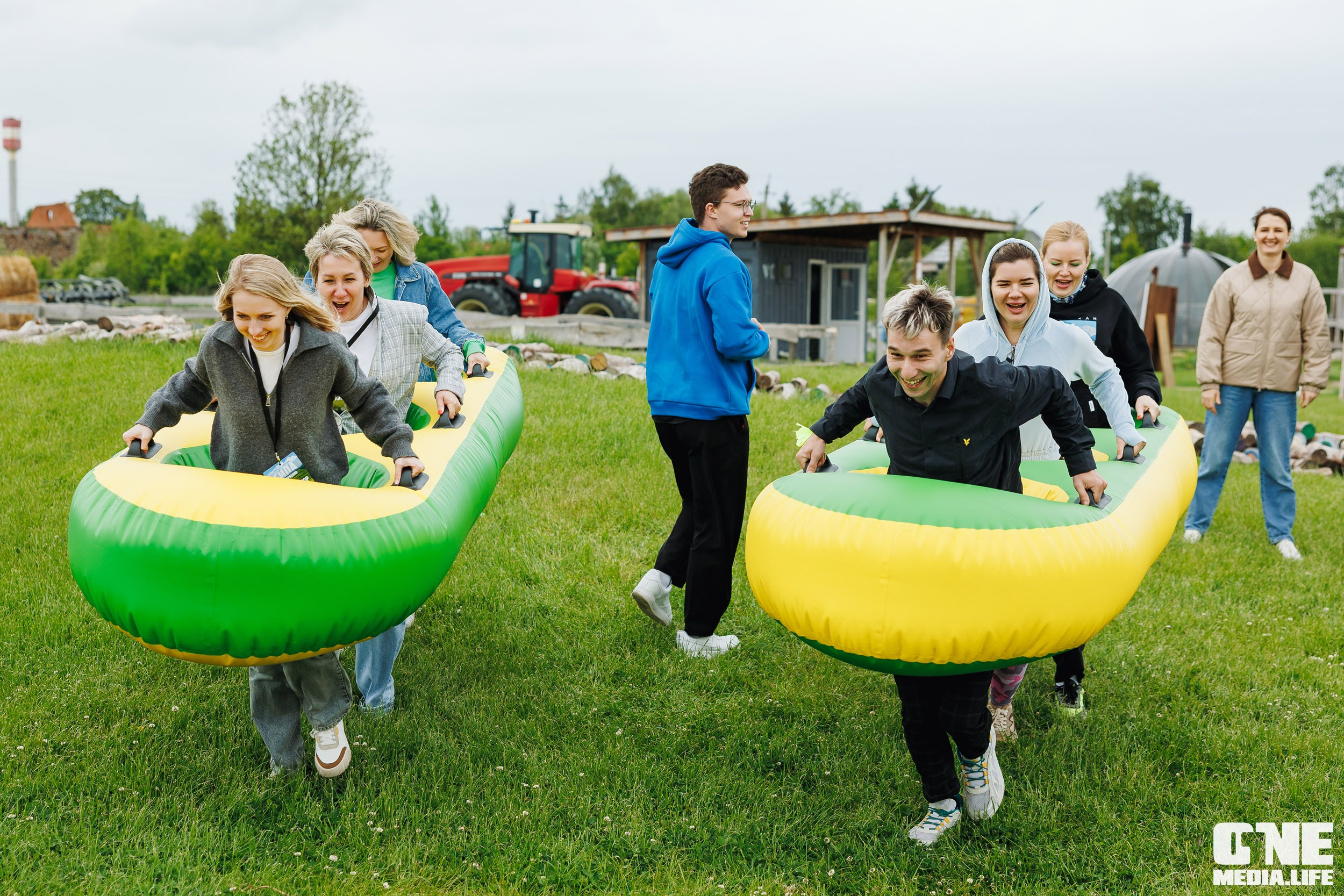 Фоторепортаж с форума «Мой бизнес. Сила в окружении». One Media Life: фоторепортажи, фотоотчеты с мероприятий и заведений