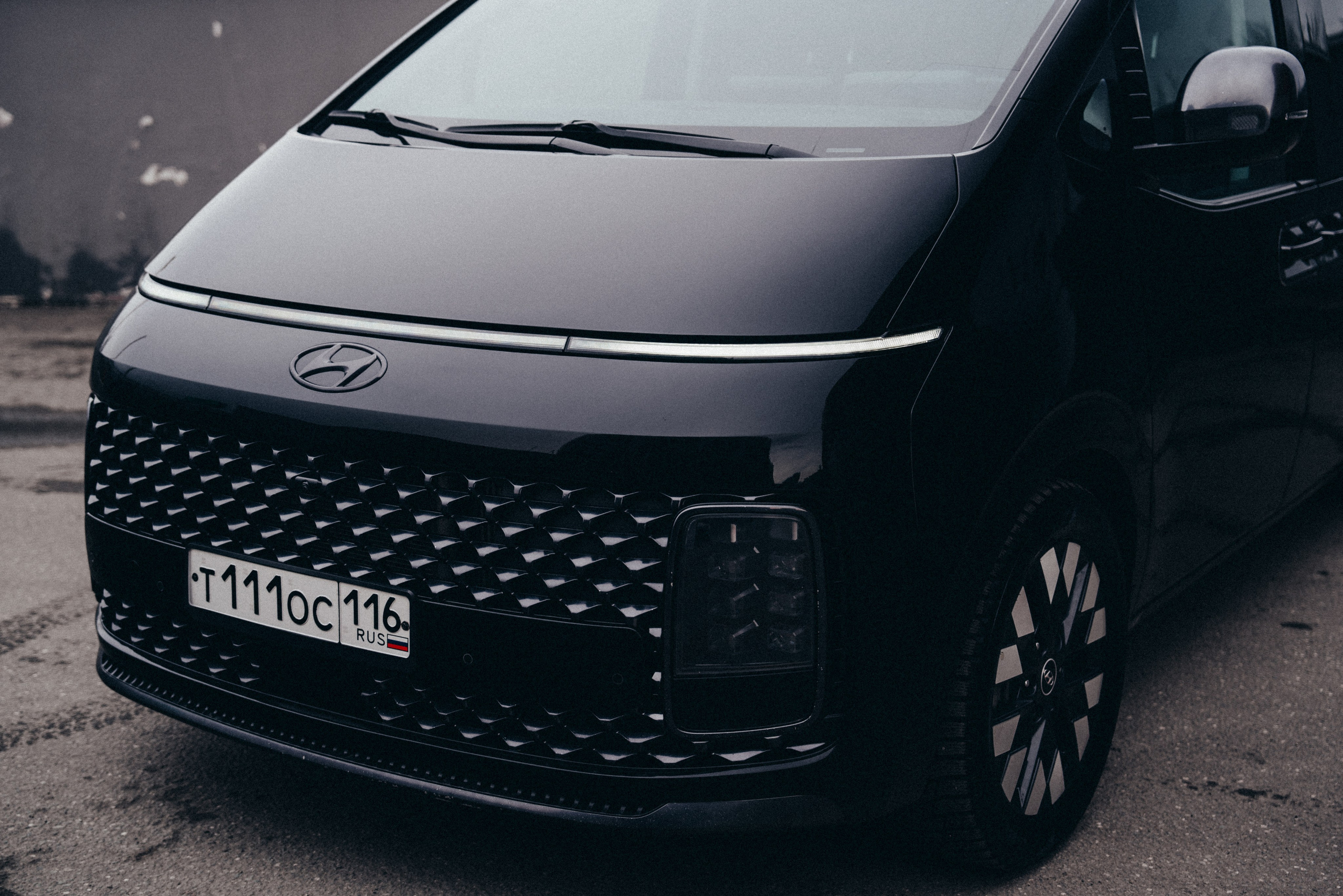 Hyundai Staria. Идеальные портреты для соцсетей — Фотограф Ленар