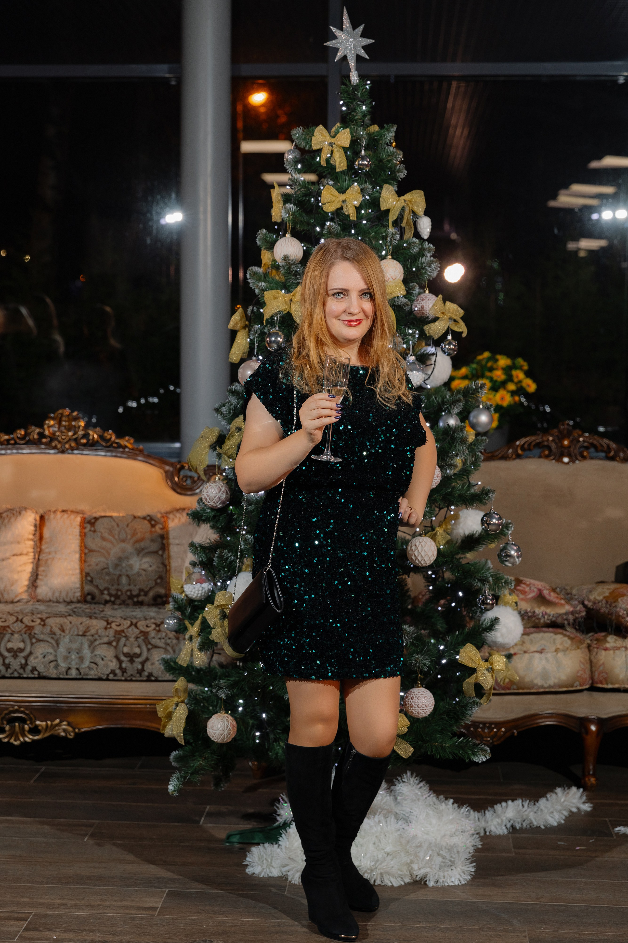 Корпоративная новогодняя фотосъемка для BELARUSBANK в Ресторане «Урарту». Свадебный фотограф в Минске/Беларуси Сергей Спиридонов