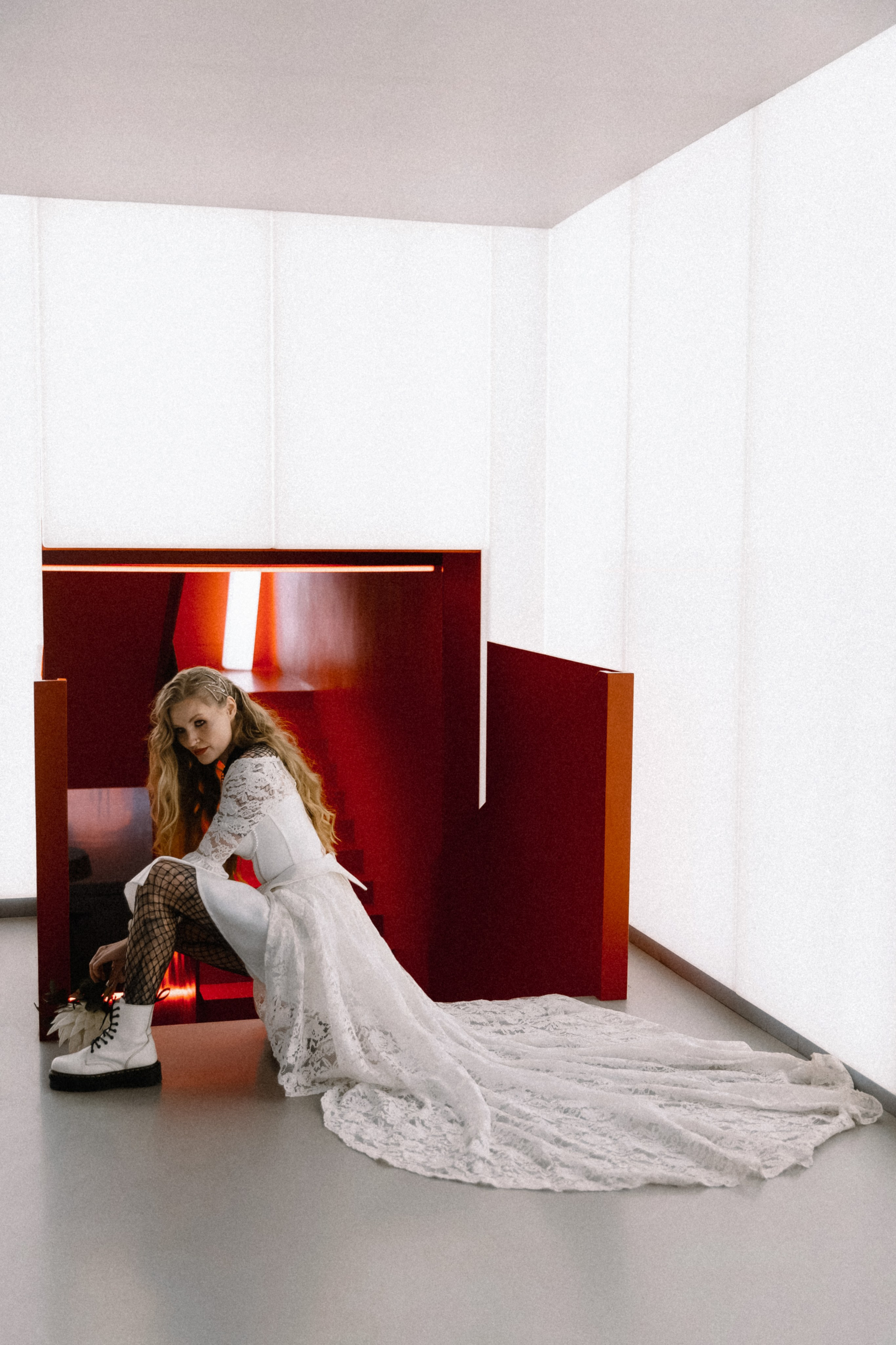 Алая готика. Николь — ваш любимый фотограф в Санкт-Петербурге