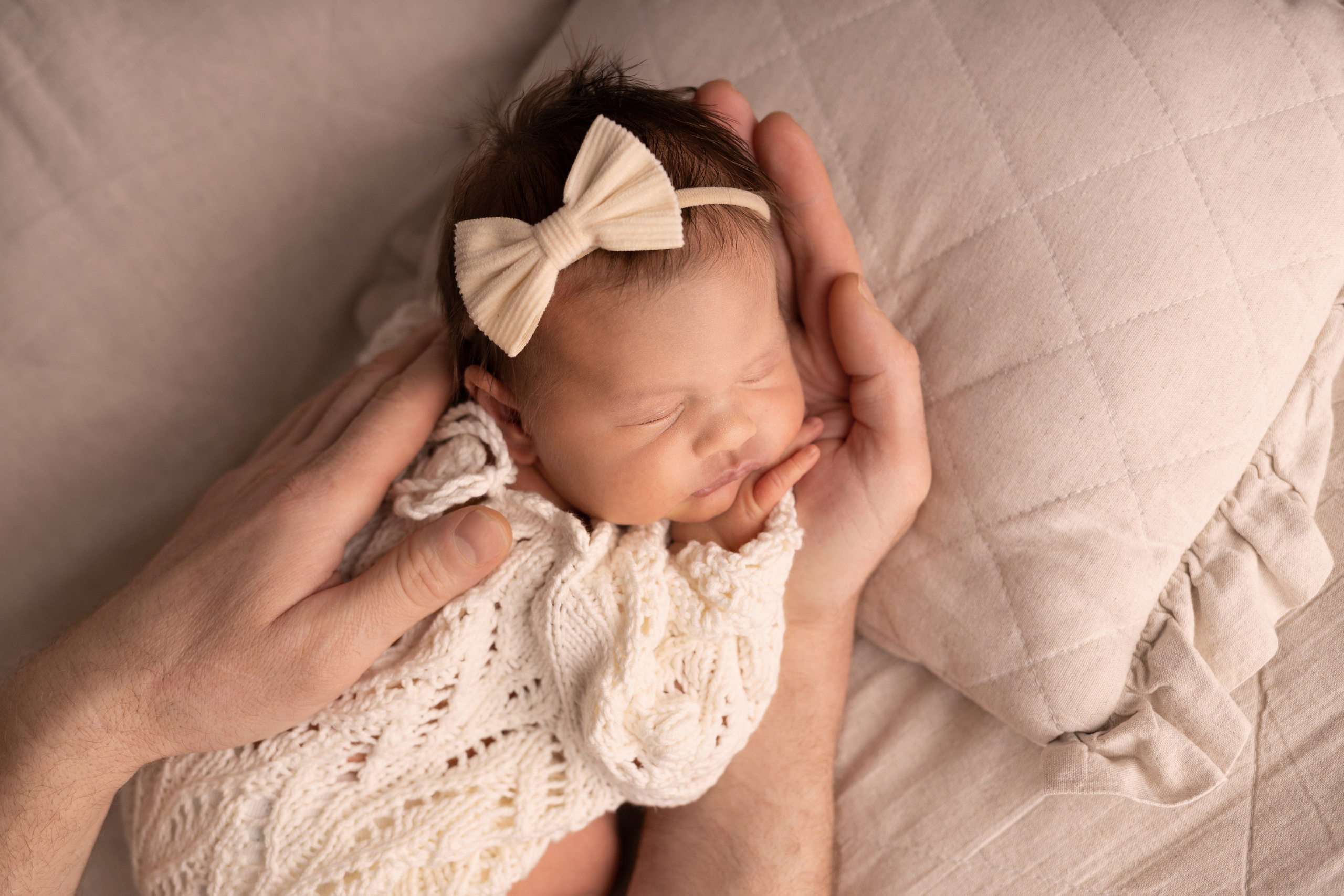 Newborn съемка в стиле Лайф. Фотограф новорожденных малышей в Омске и Омской области Эльвира Камаева