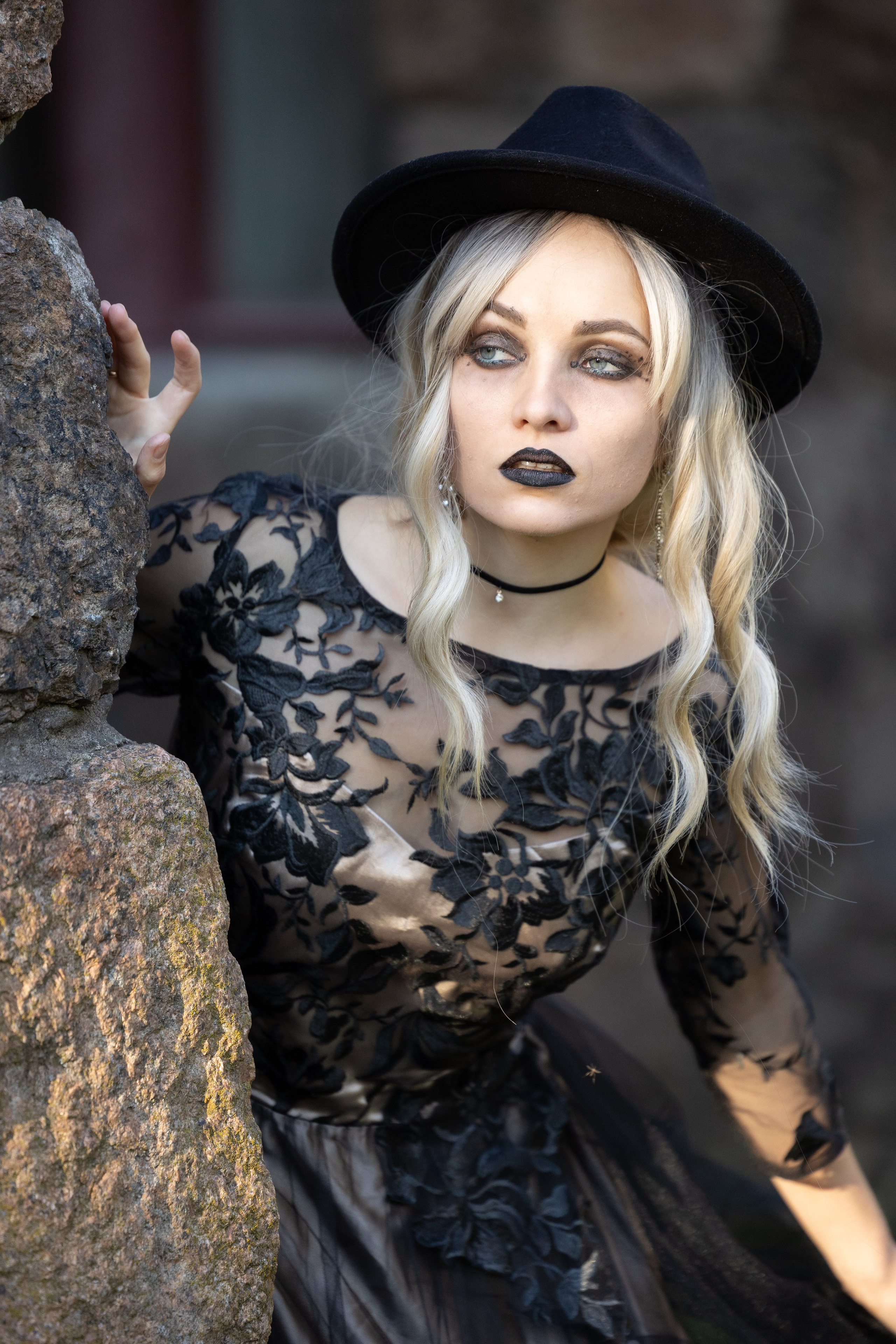 Проект Черная Луна, Хеллоуин. Главная