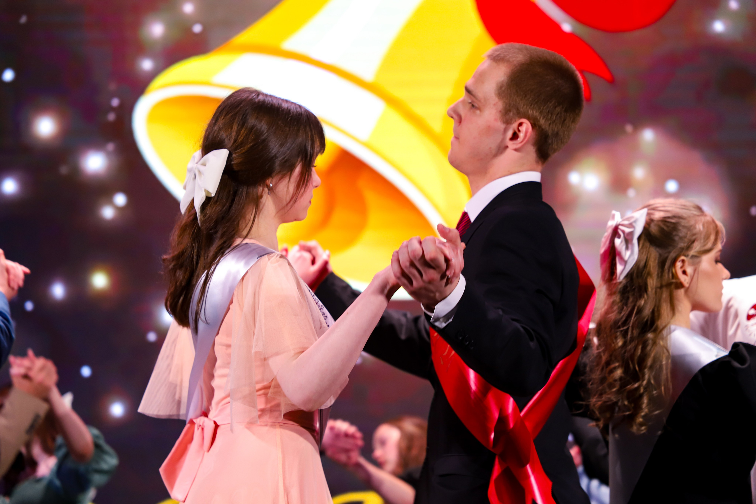 Последние звонки в школе. K-pop (и не только) фотограф в Москве Светлана Полякова