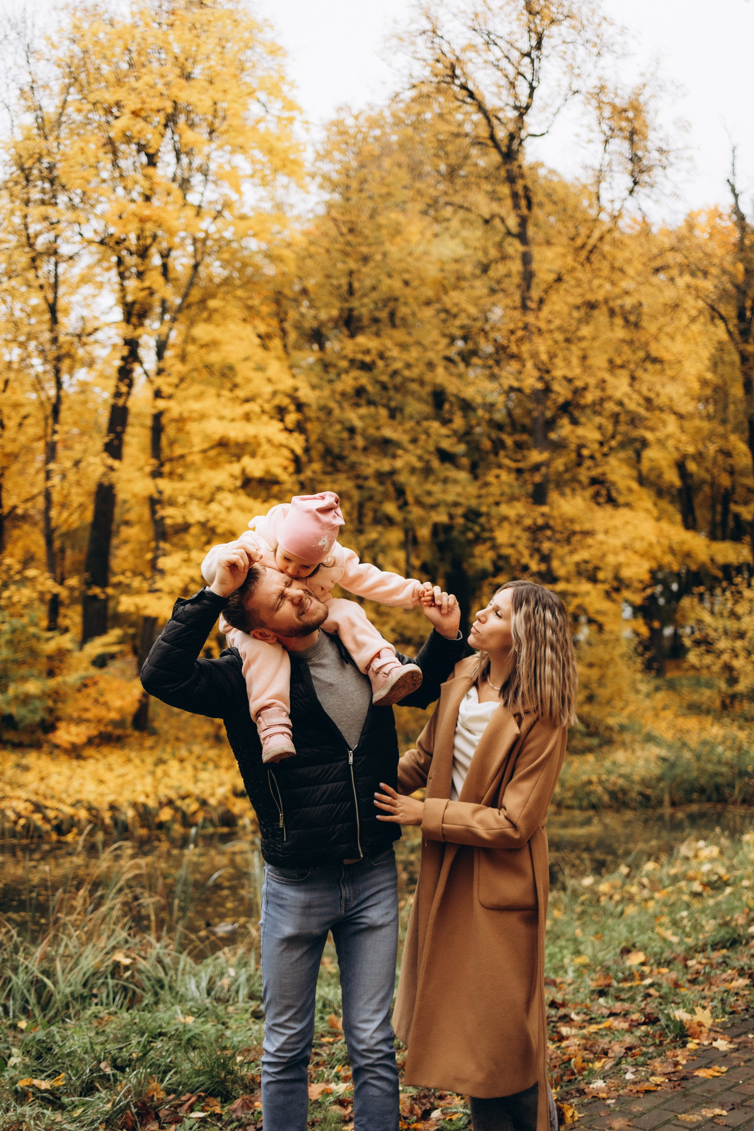 Осенняя семейная фотосъемка (11.10.2025 г.) г. Обнинск (Калужская обл.). Надежда Стар семейный и церковный фотограф в Жукове и Калужской области