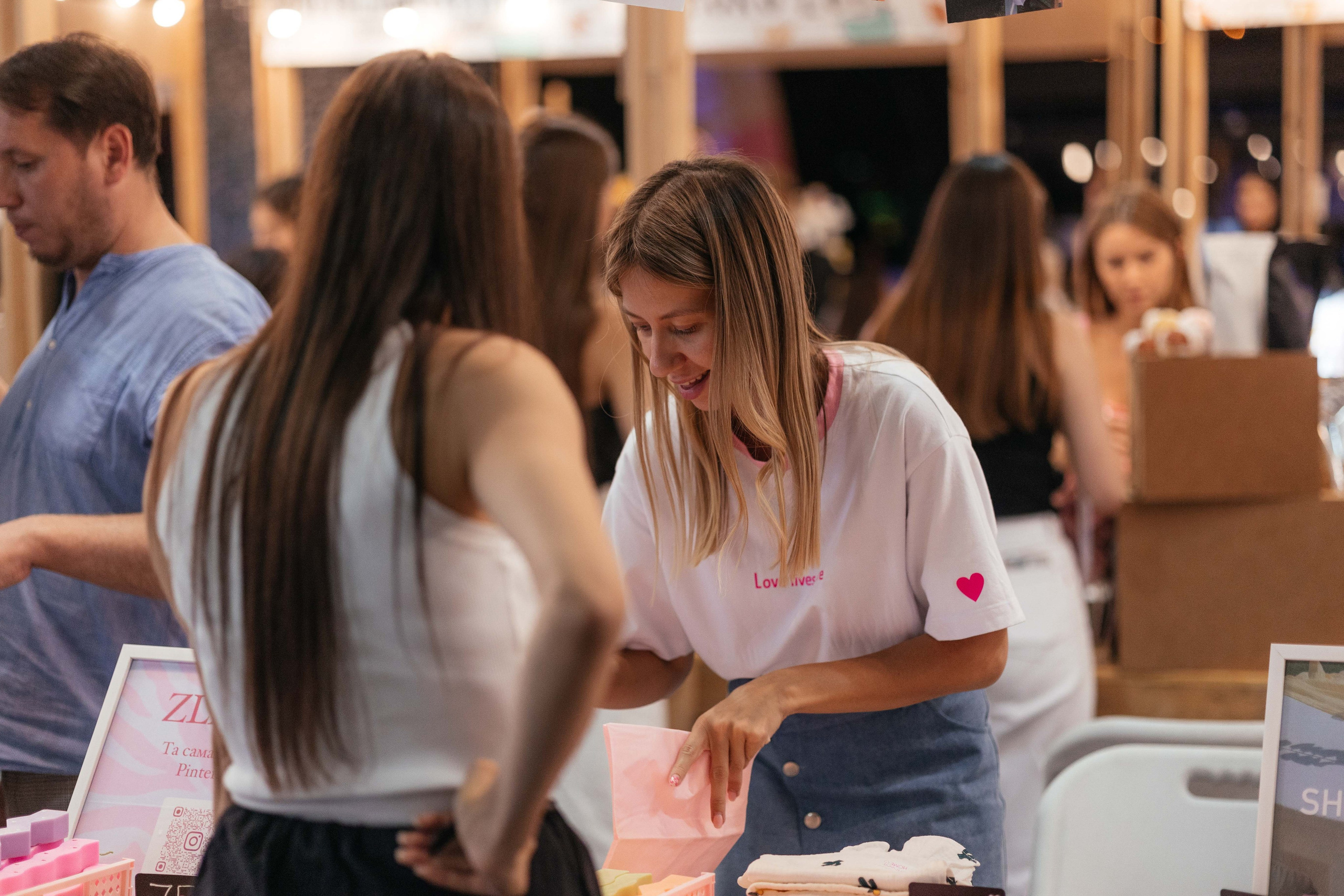 Ярмарка Омаркет. Фотограф Крохин Олег