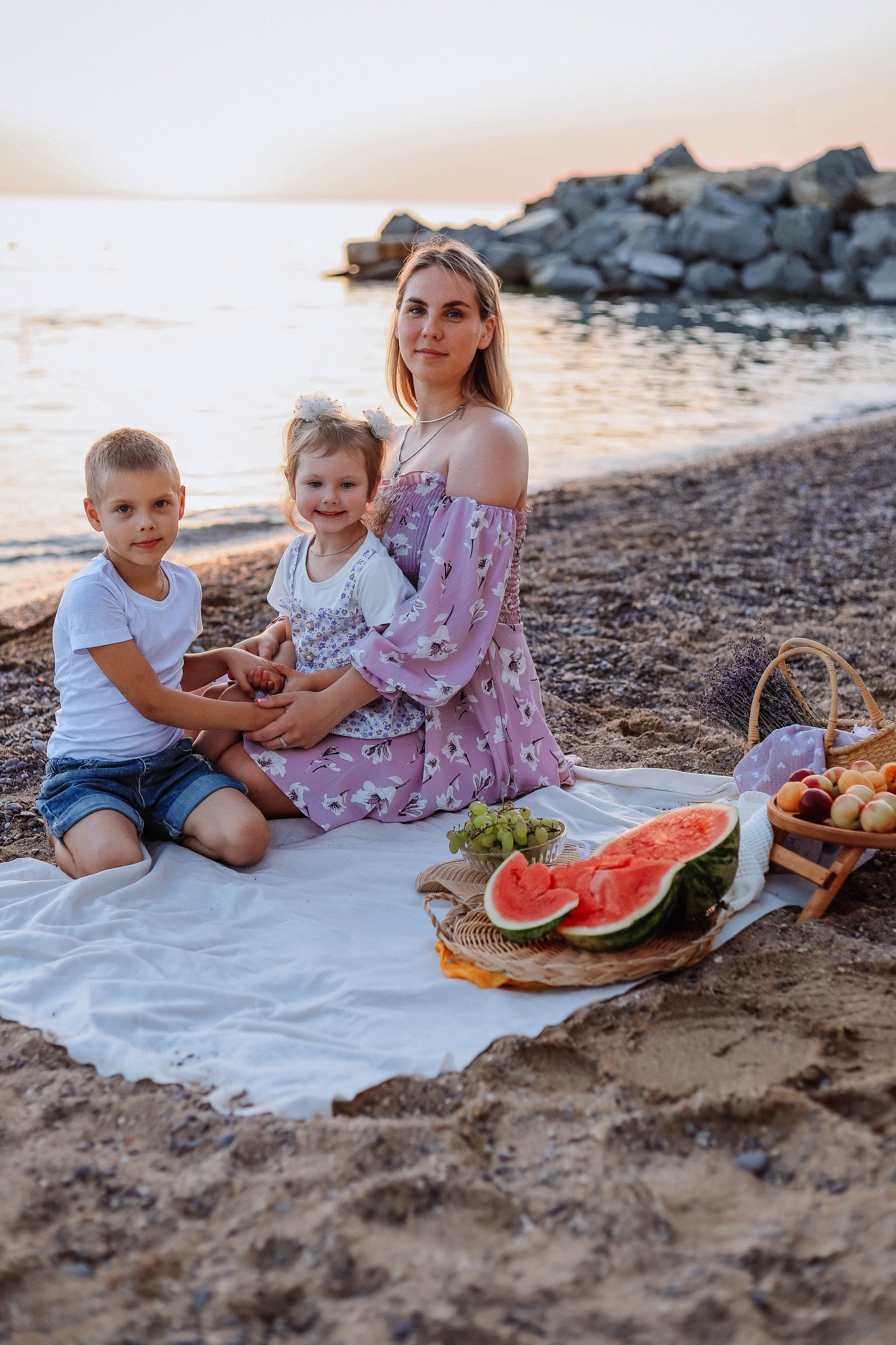 Ника и Тёма фотосессия на море. Женский/Детский фотограф в Симферополе Вероника Слепогина