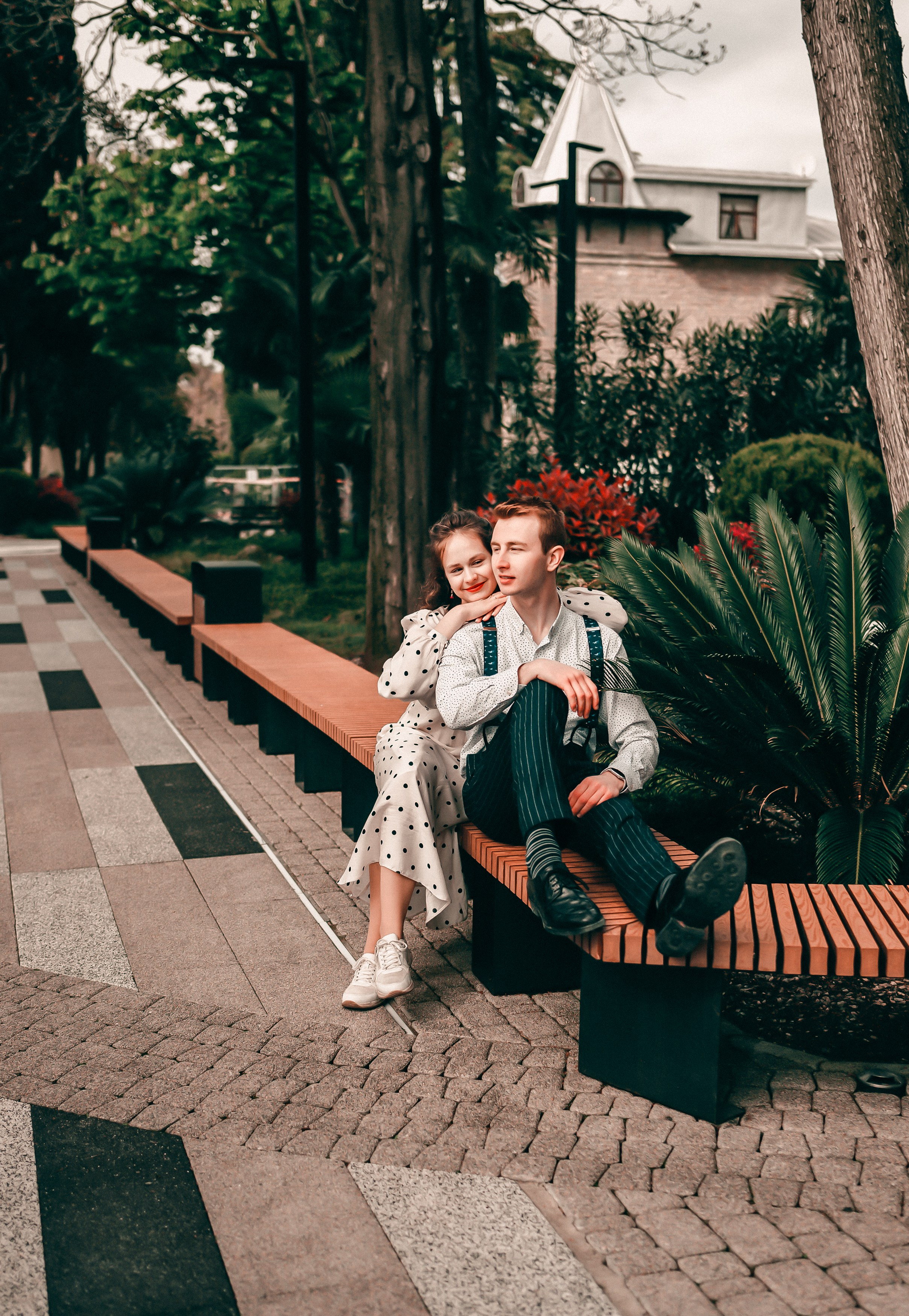 Сливовый сад, морпорт, пляж Ривьера. Свадебный и семейный фотограф София Невская