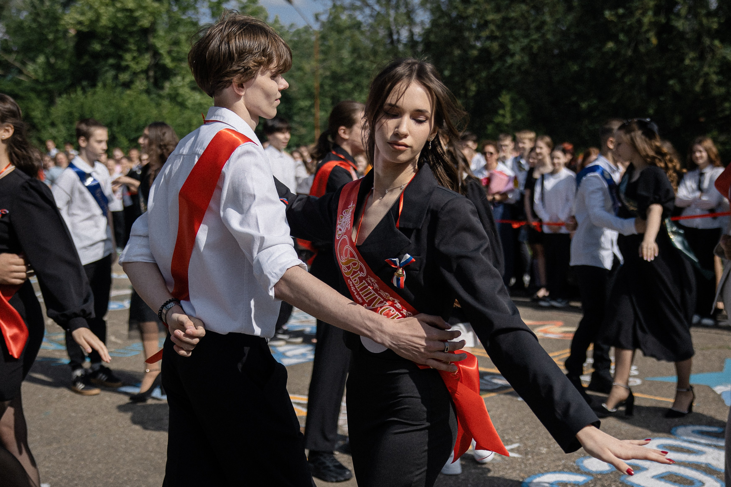 Последний звонок — линейка. Свадебный фотограф Роман Еремеев