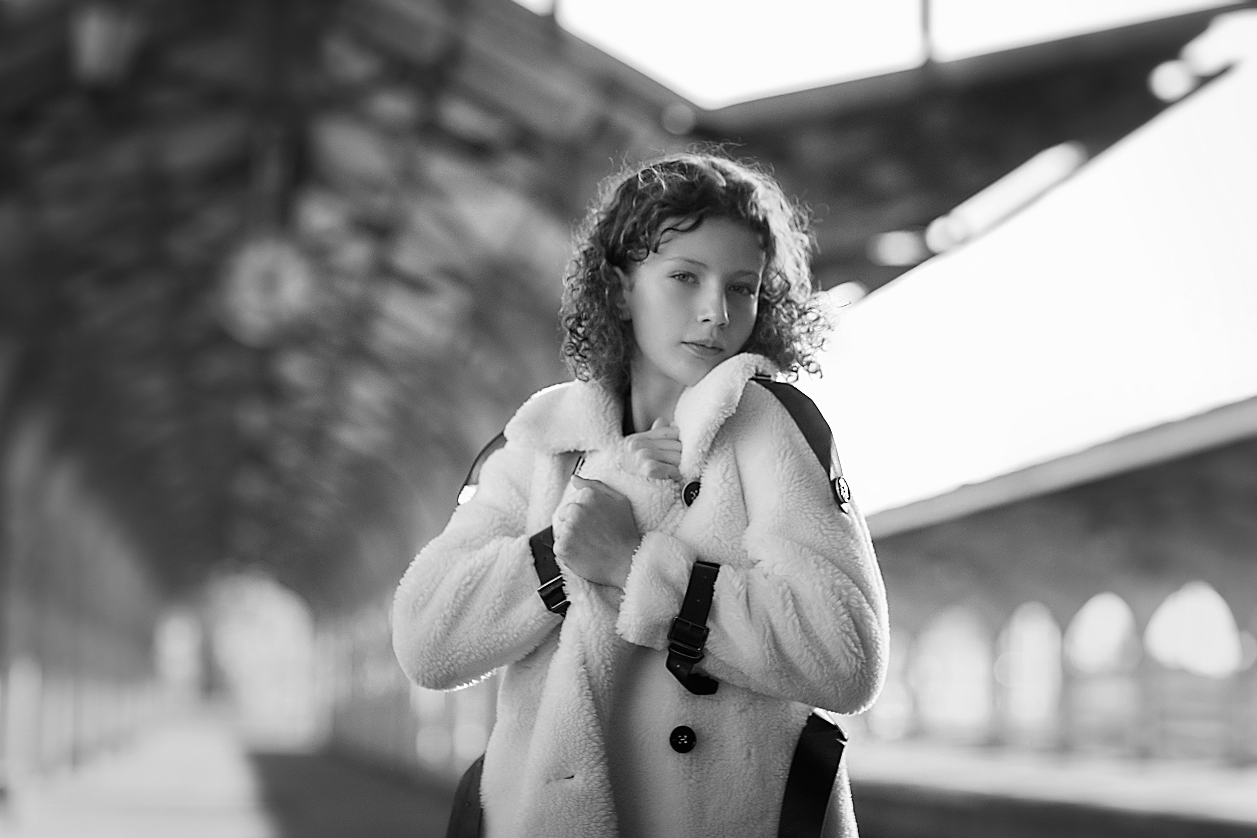 Кира. Витебский вокзал. Семейный фотограф в Санкт-Петербурге