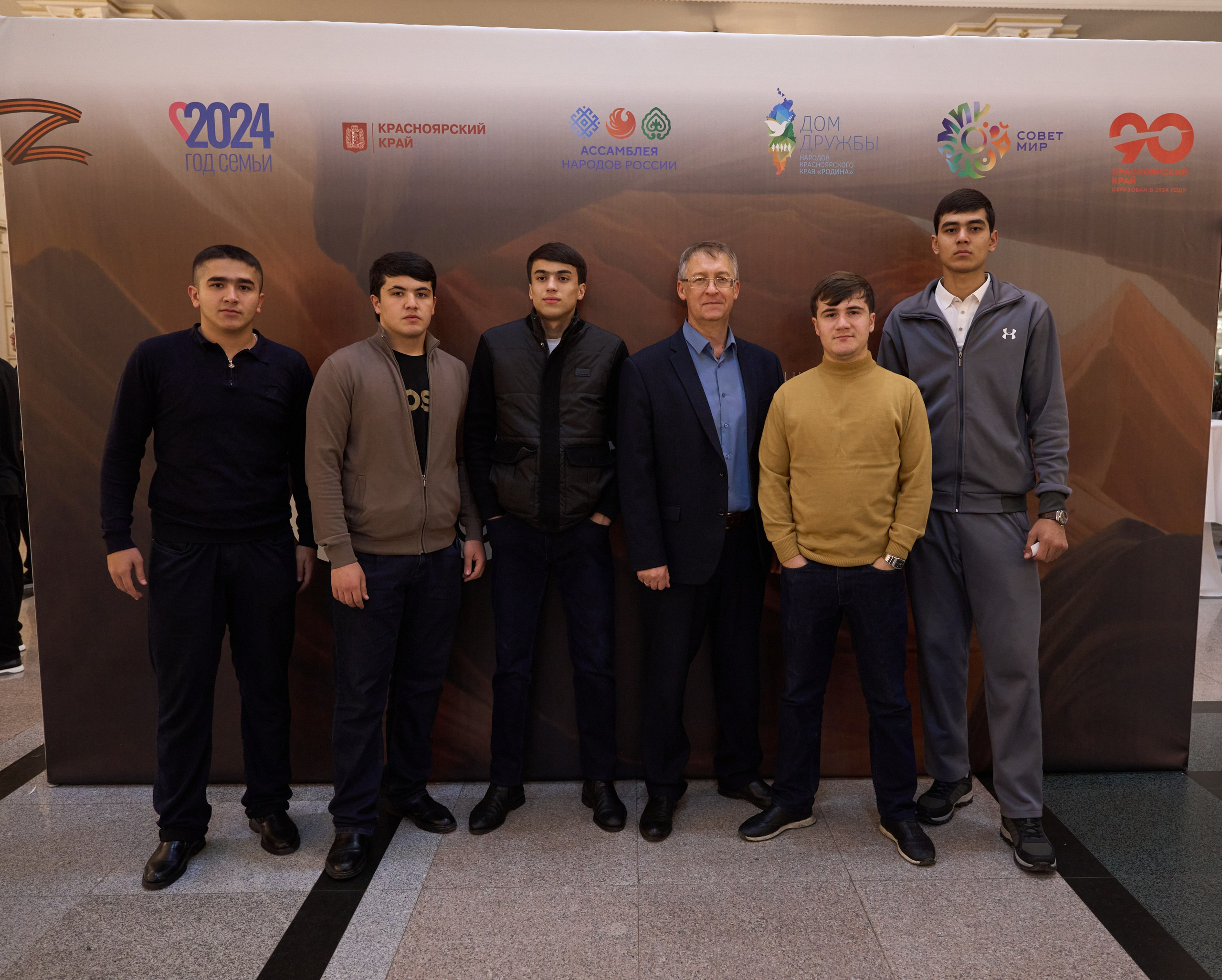 Азия Сибирь | Красноярск. Александр Сазонов Красноярск