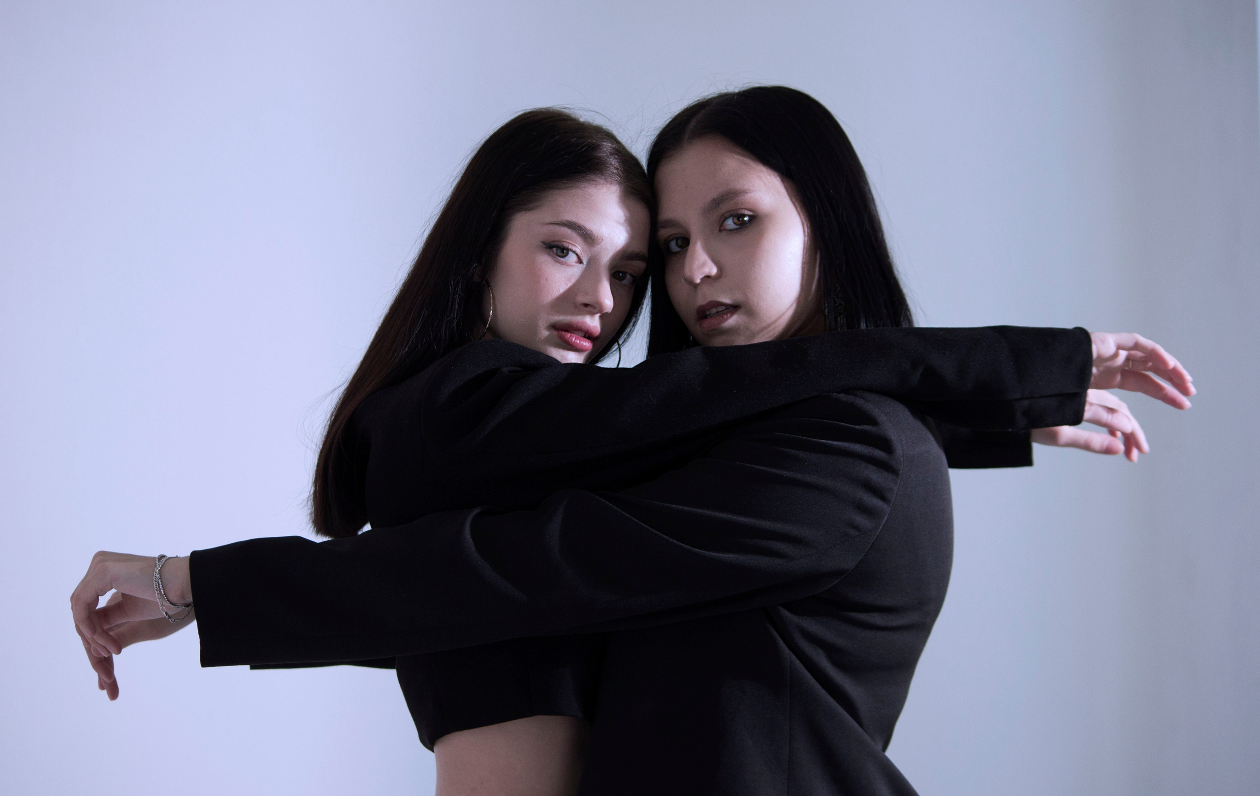 Юлия и Ольга. ДАРЬЯ | ПОРТРЕТНЫЙ ФОТОГРАФ | КОНТЕНТ — ФОТОГРАФ | ЕКАТЕРИНБУРГ