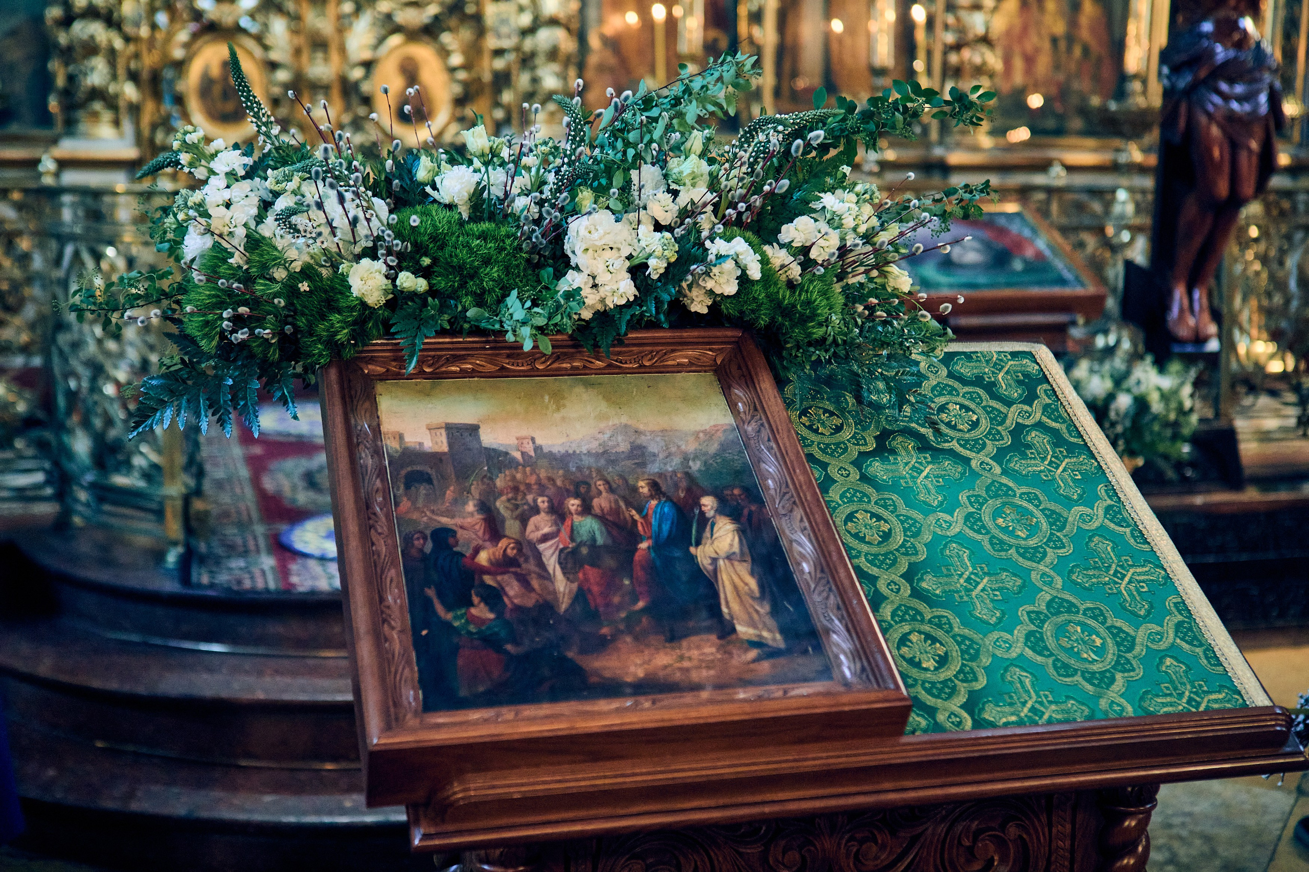 На всенощном бдении под Неделю ваий. DMITRY MOISEENKO — фотограф, художник, топ-стилист