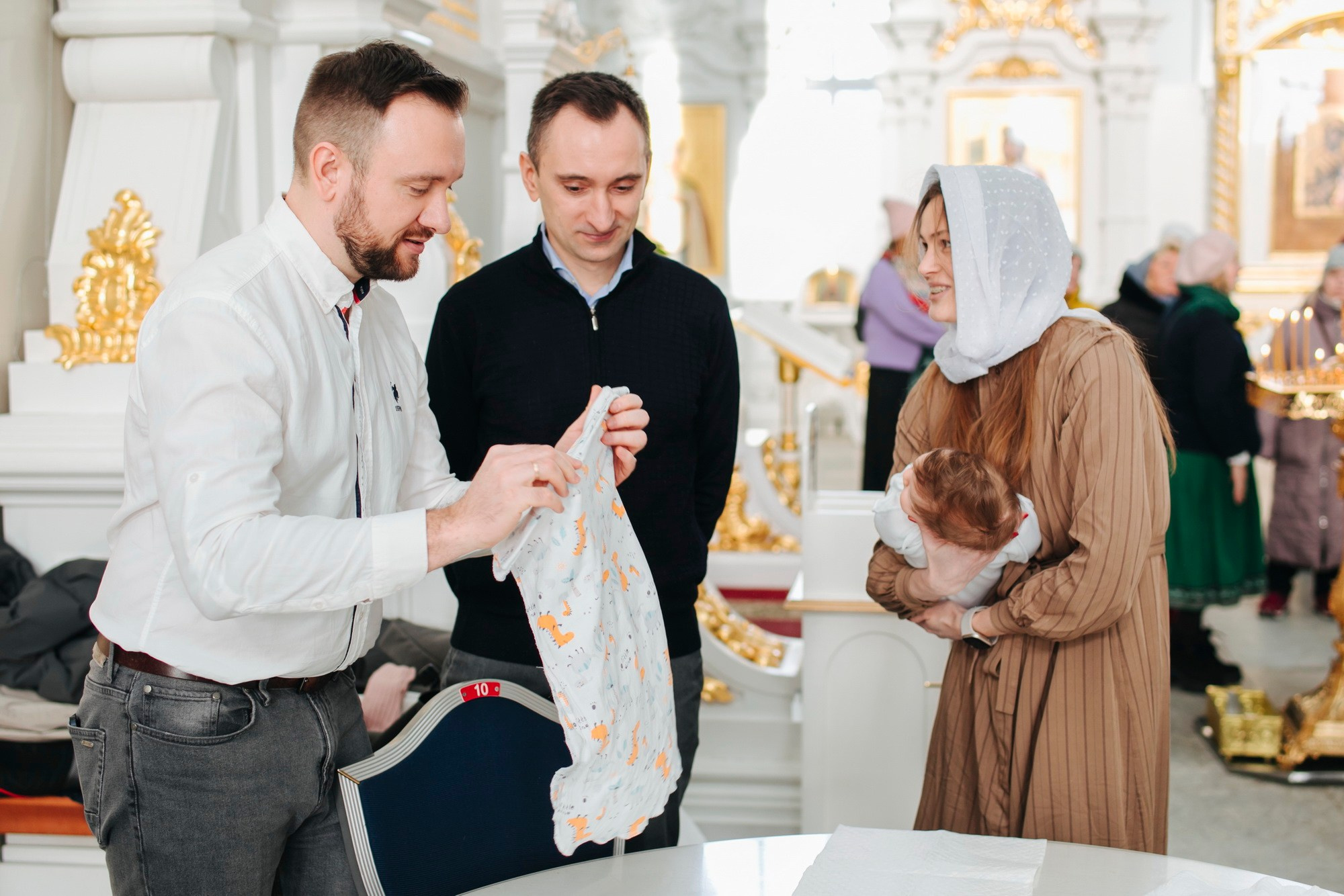 Индивидуальное крещение в Смольном Соборе, где провести крещение СПб, лучший храм для крещения, сколько стоит крещение, церковь где не нужны беседы, без крестных