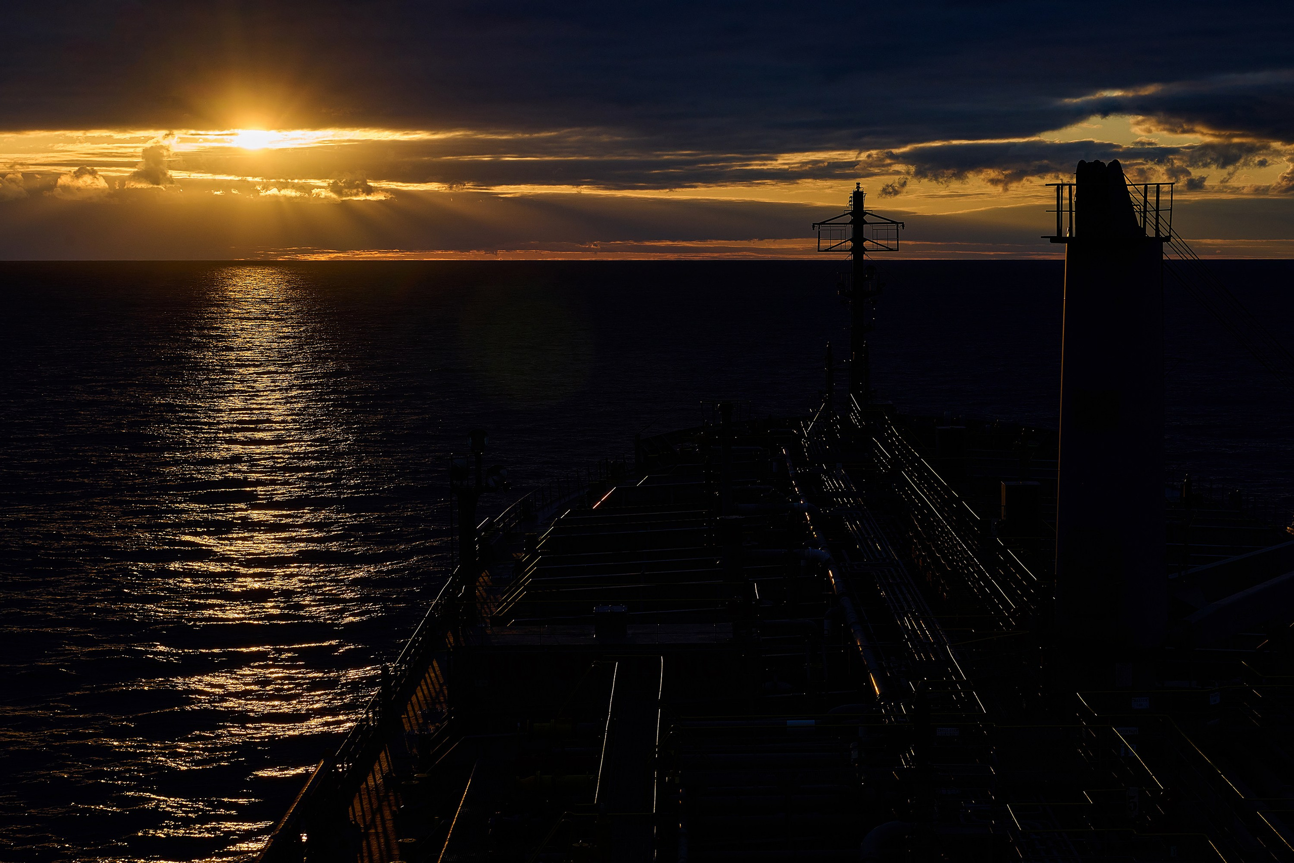 Романтика работы в море. Romanticism of work at sea. Яркие фото на Чёрном море