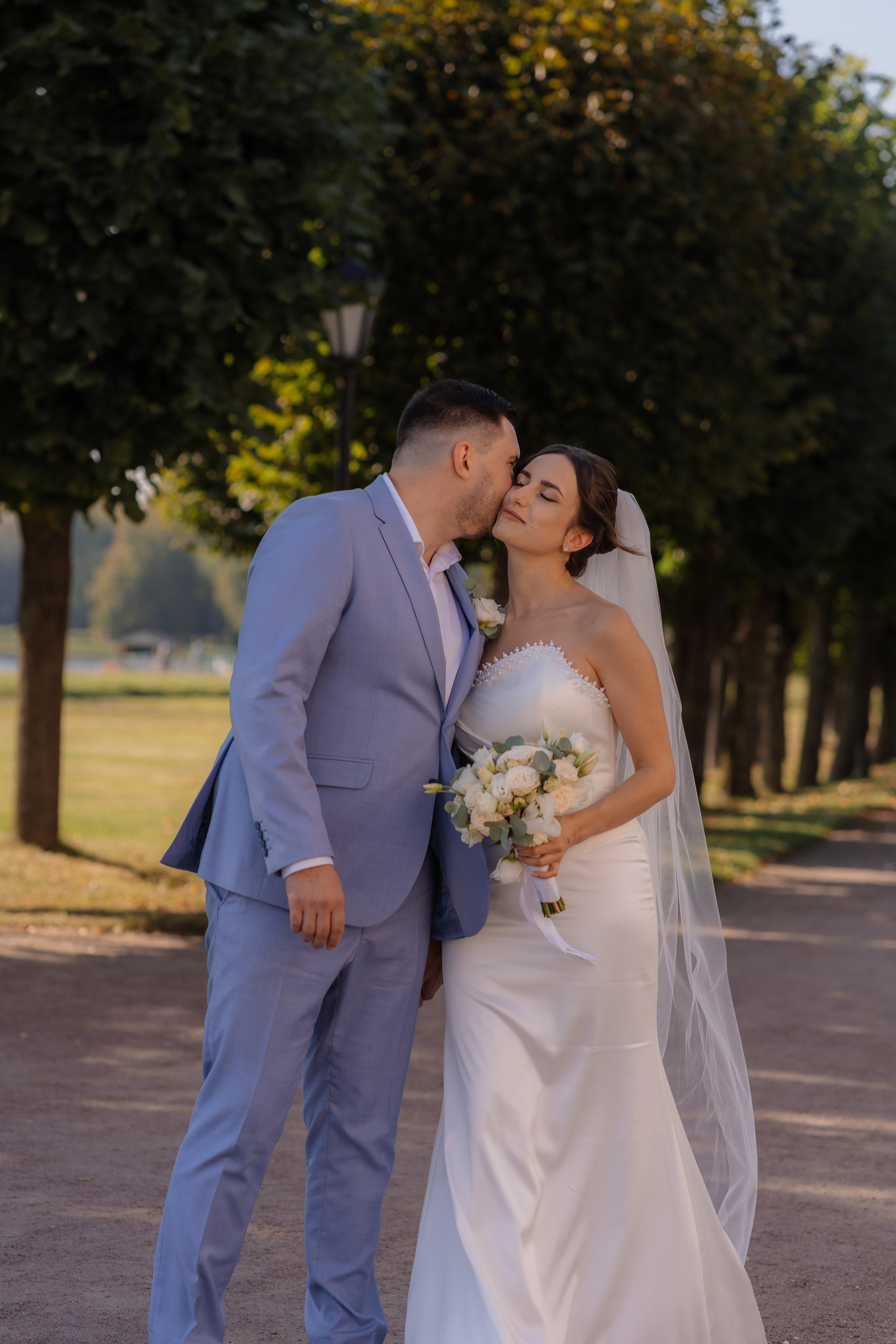 Свадебная фотосессия в Москве, парк Кусково. Свадебный фотограф в Москве Анна Полушина