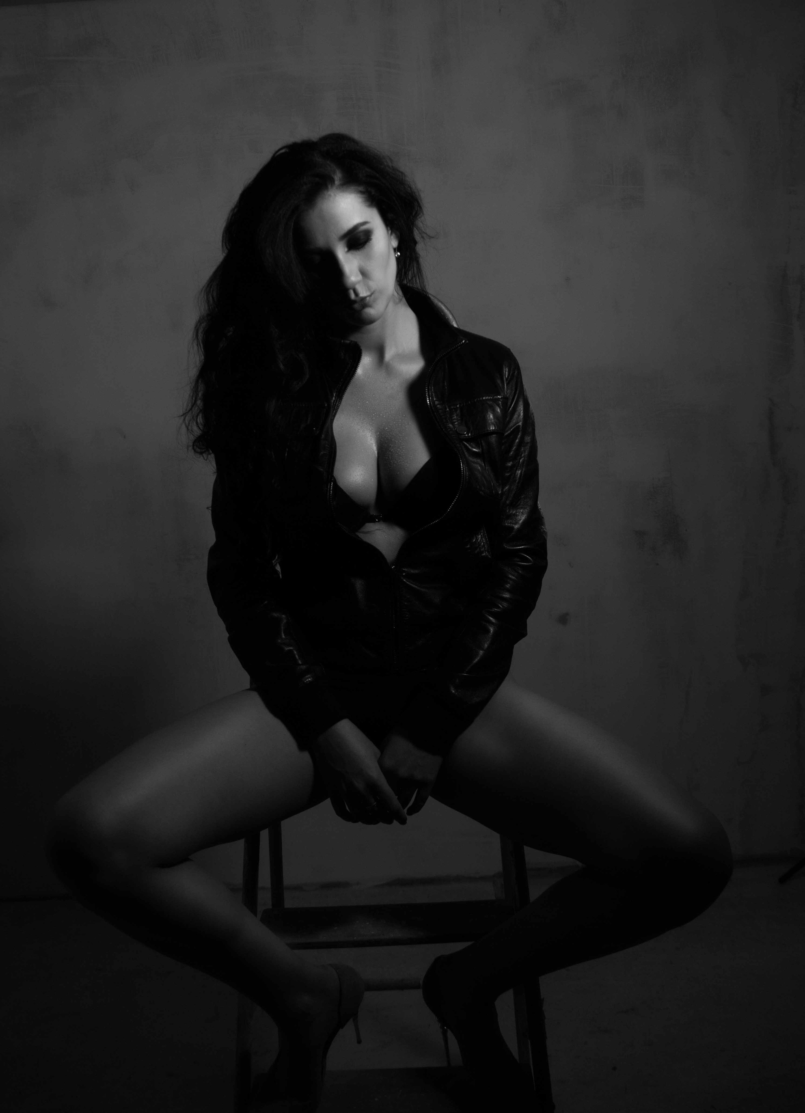 Ню и будуар фотосессии на Камчатке. Фотограф Камчатка