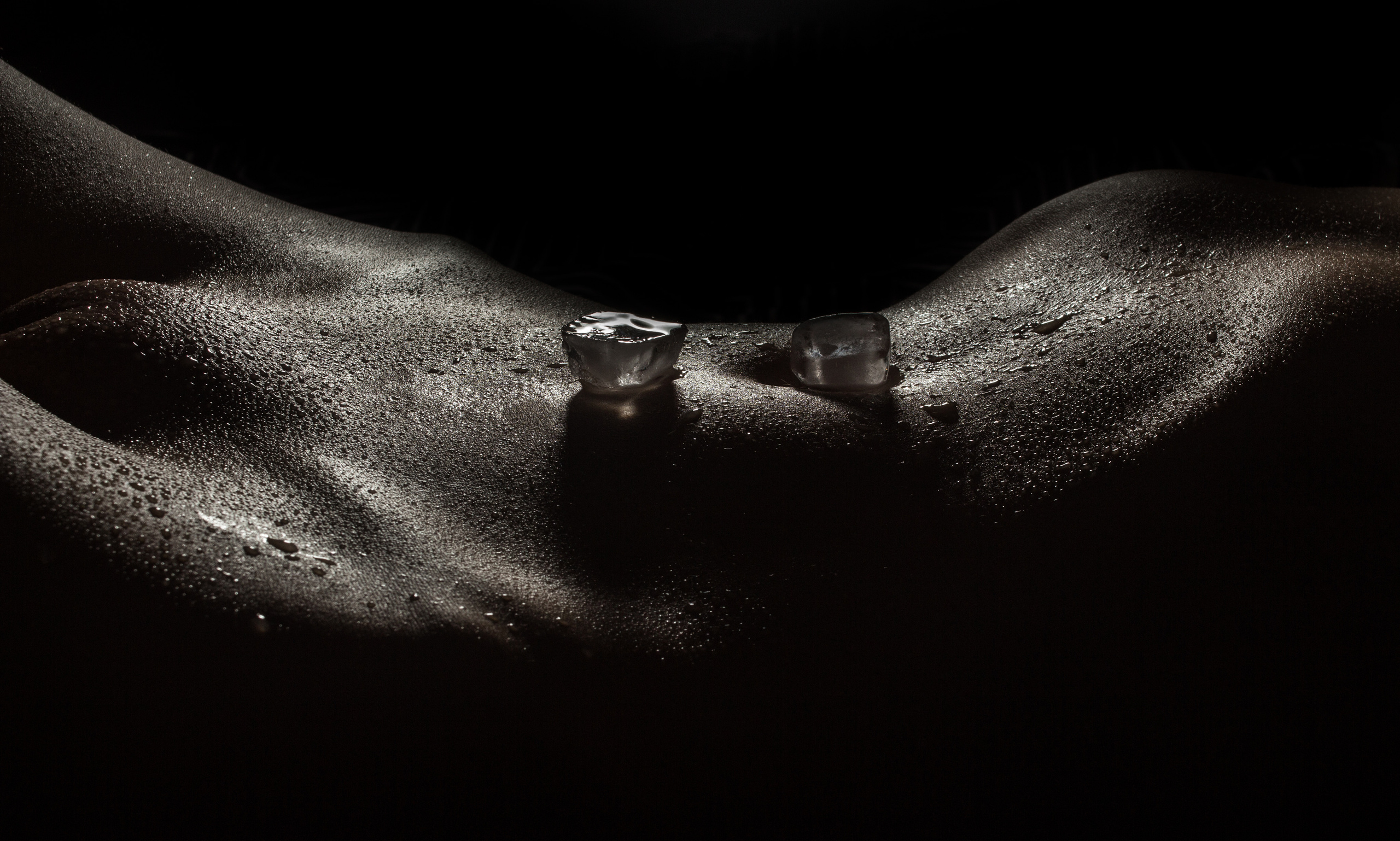 Ню и будуар фотосессии на Камчатке. Фотограф Камчатка