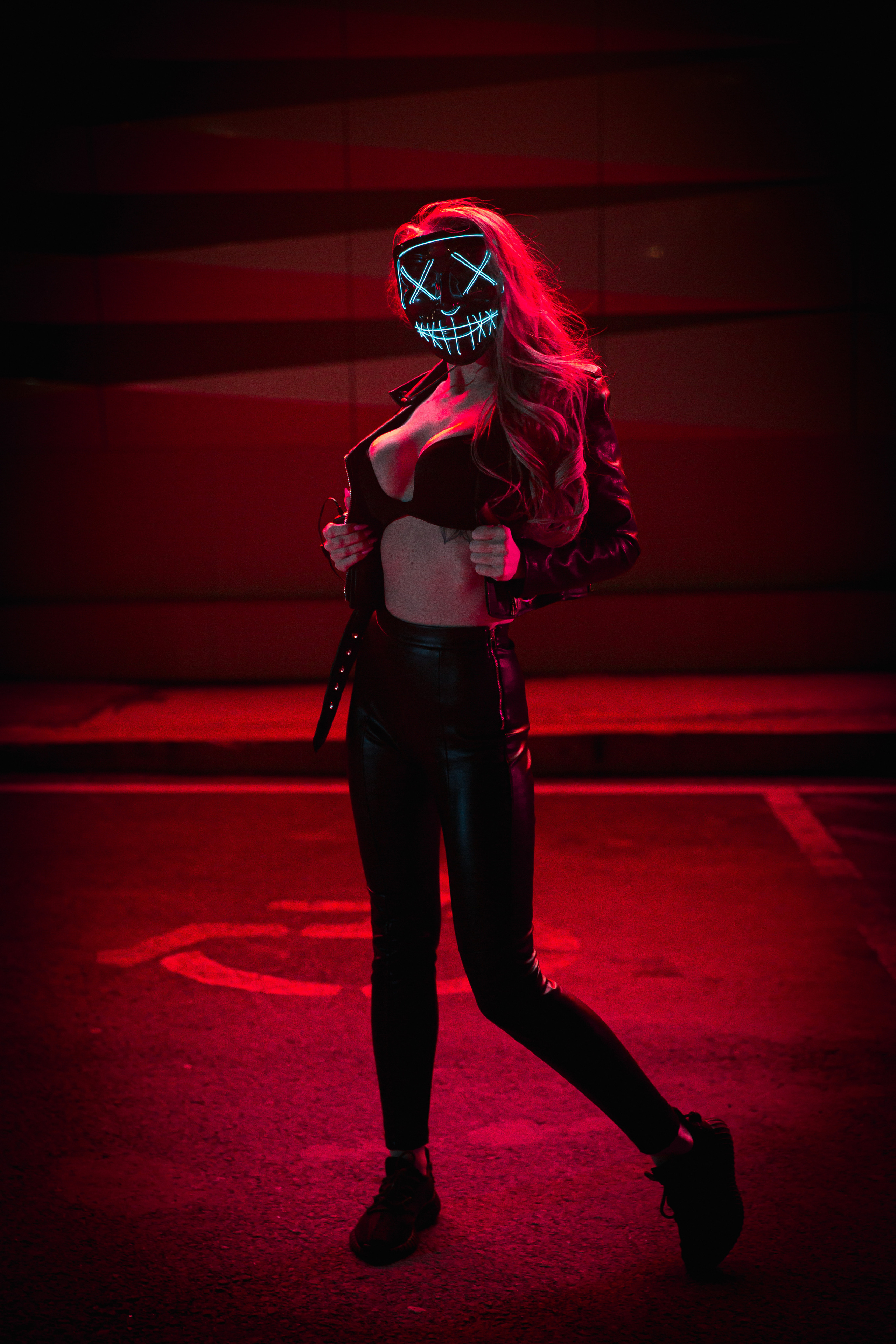 Неон ню. Фотограф Камчатка