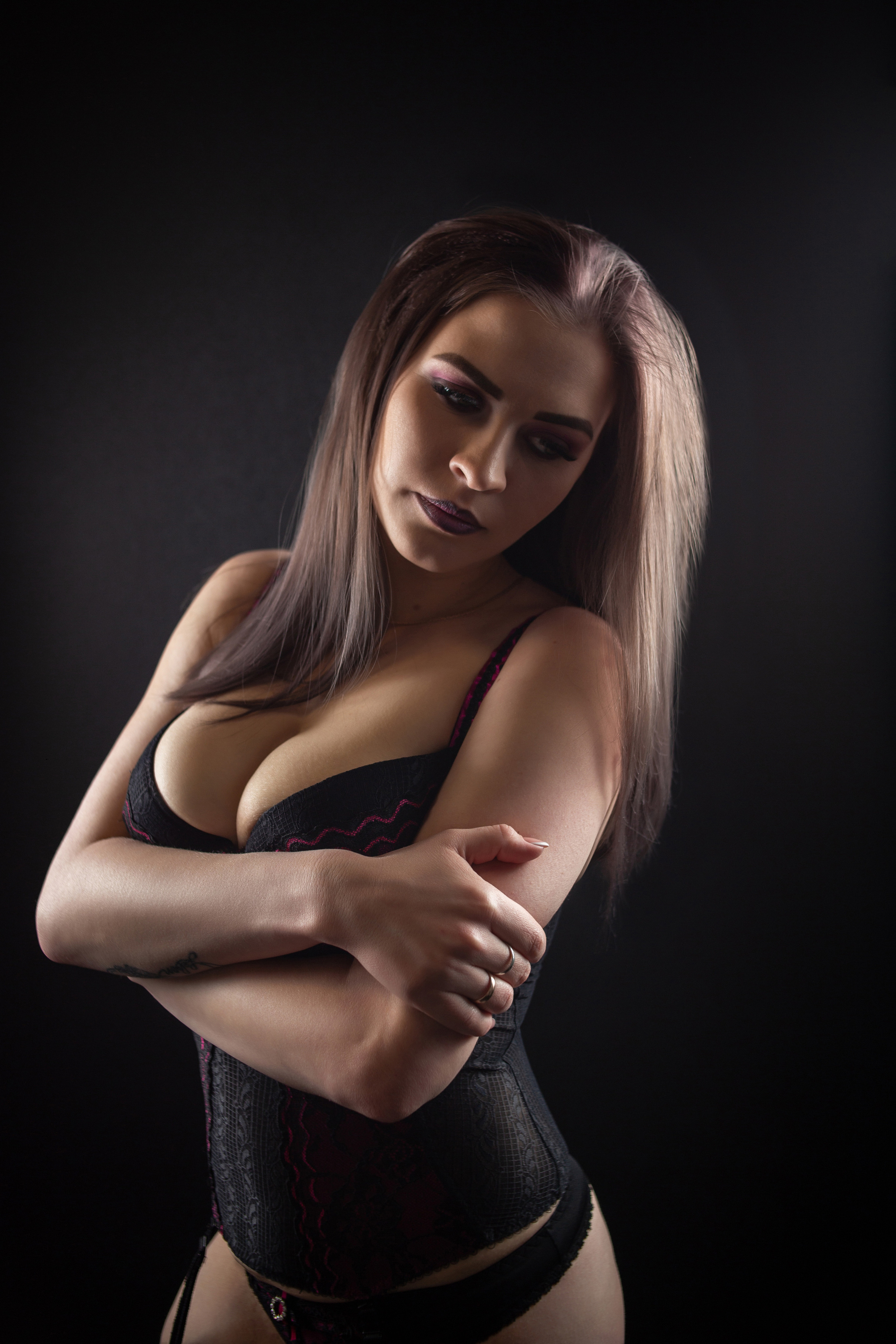 Ню и будуар фотосессии на Камчатке. Фотограф Камчатка