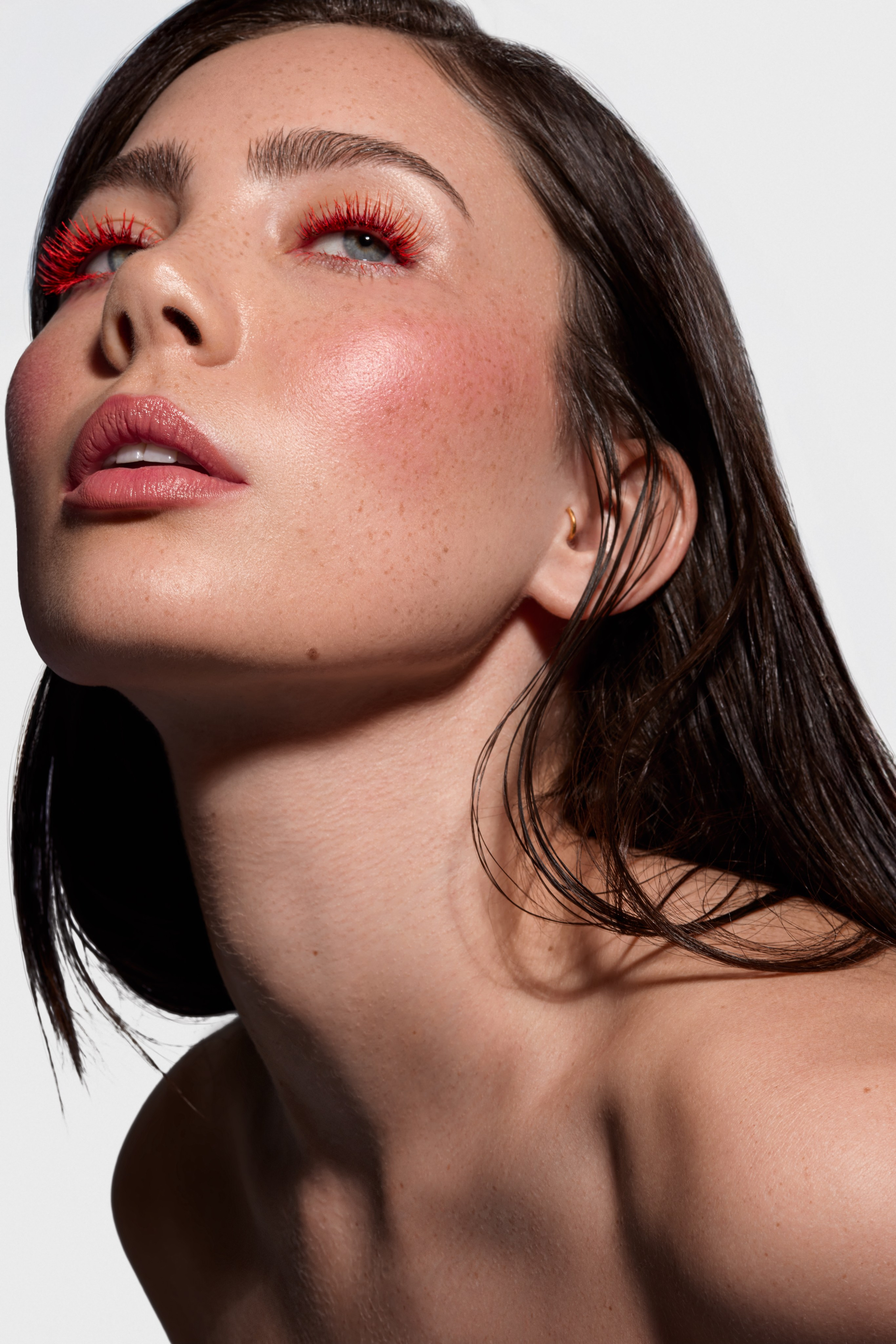 BEFORE/AFTER. Professional retoucher