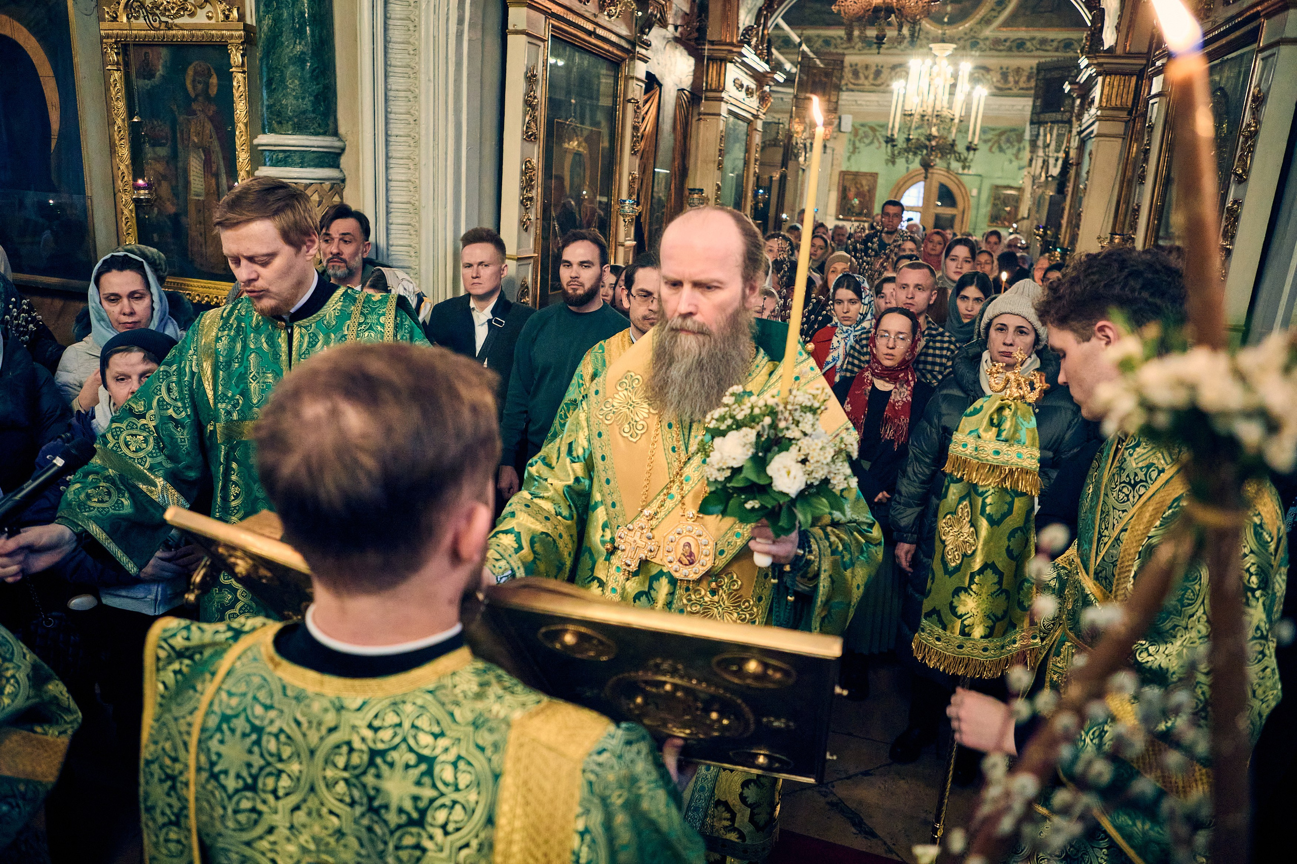ВСЕНОЩНАЯ НА ВЕРБНОЕ ВОСКРЕСЕНИЕ. DMITRY MOISEENKO — фотограф, художник, топ-стилист