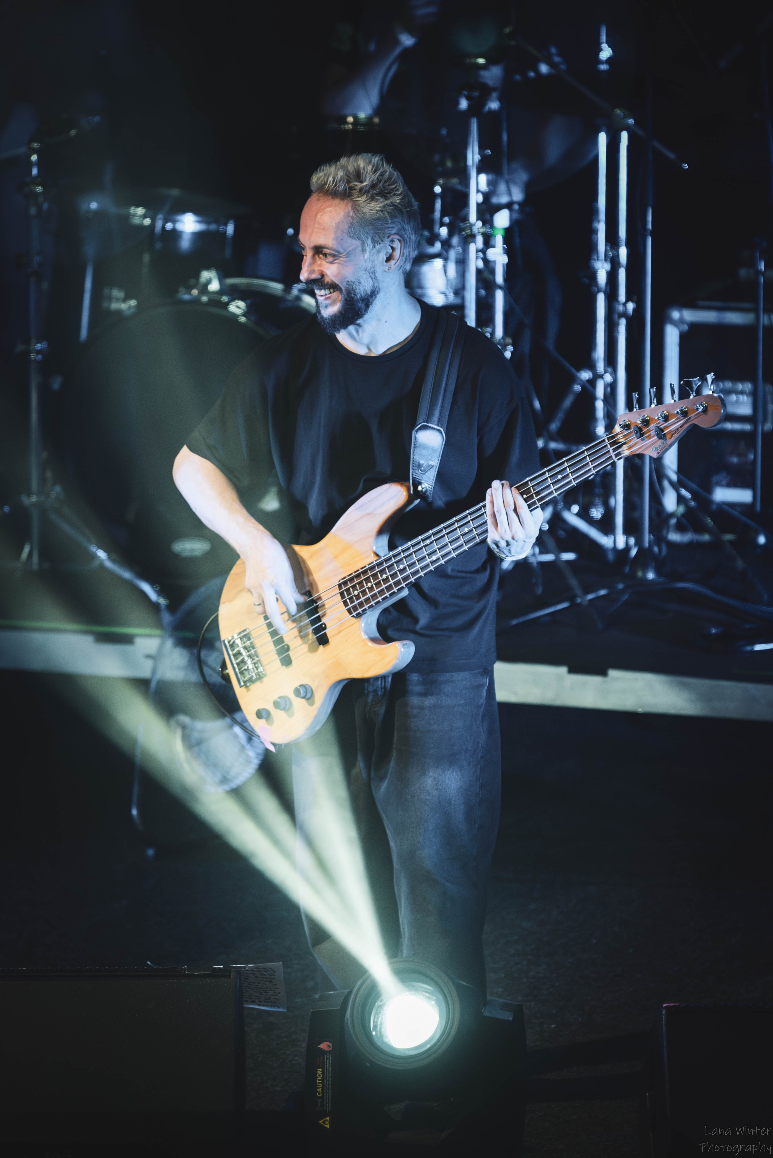 7000$ (29 июня 2025 года, Москва, клуб Урбан). Фотограф Светлана Блинова, Москва и Московская область