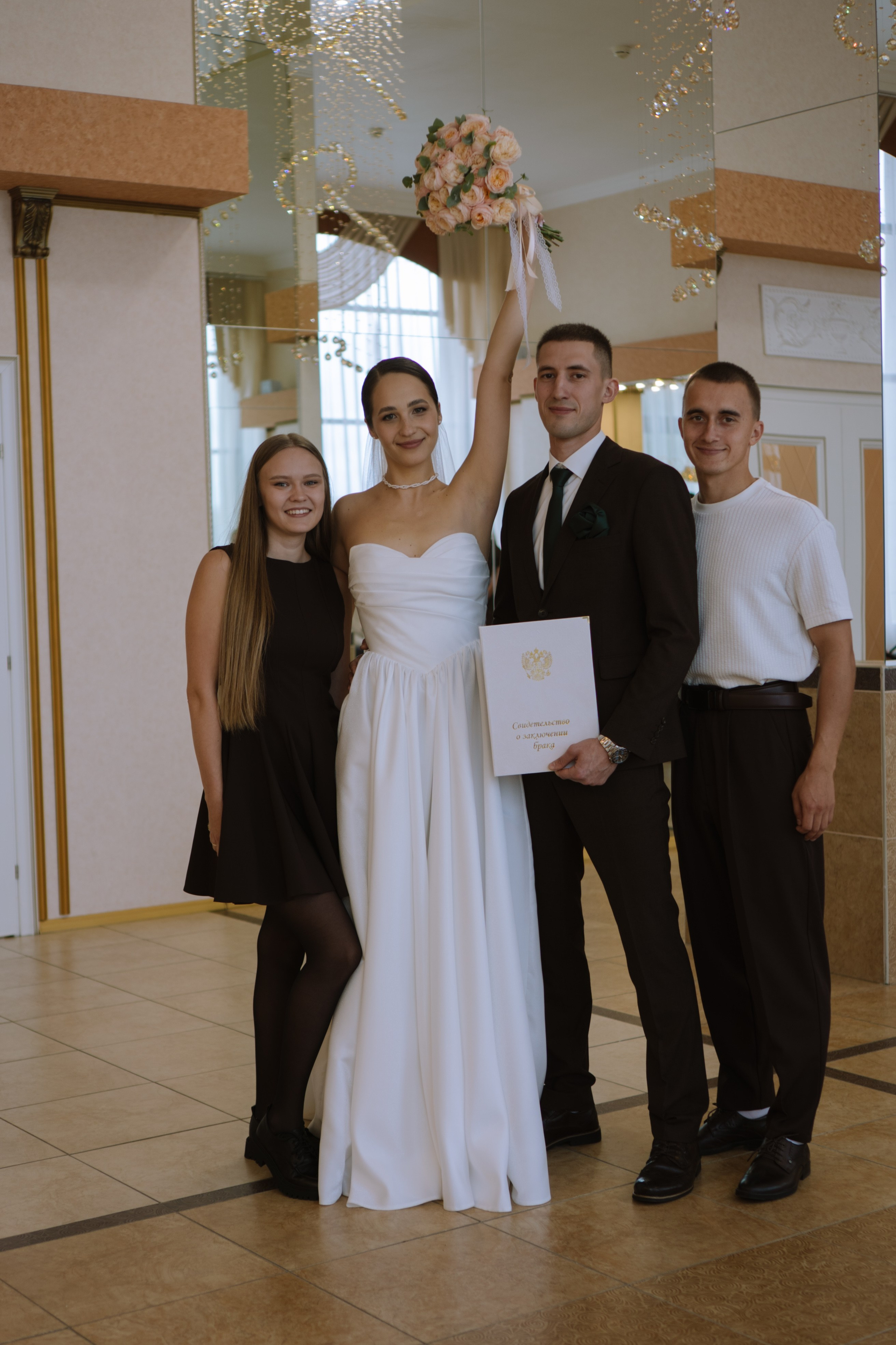 ЗАГС И ПРОГУЛКА 2 ЧАСА. Профессиональный фотограф, Санкт-Петербург — Виктория Богомолова