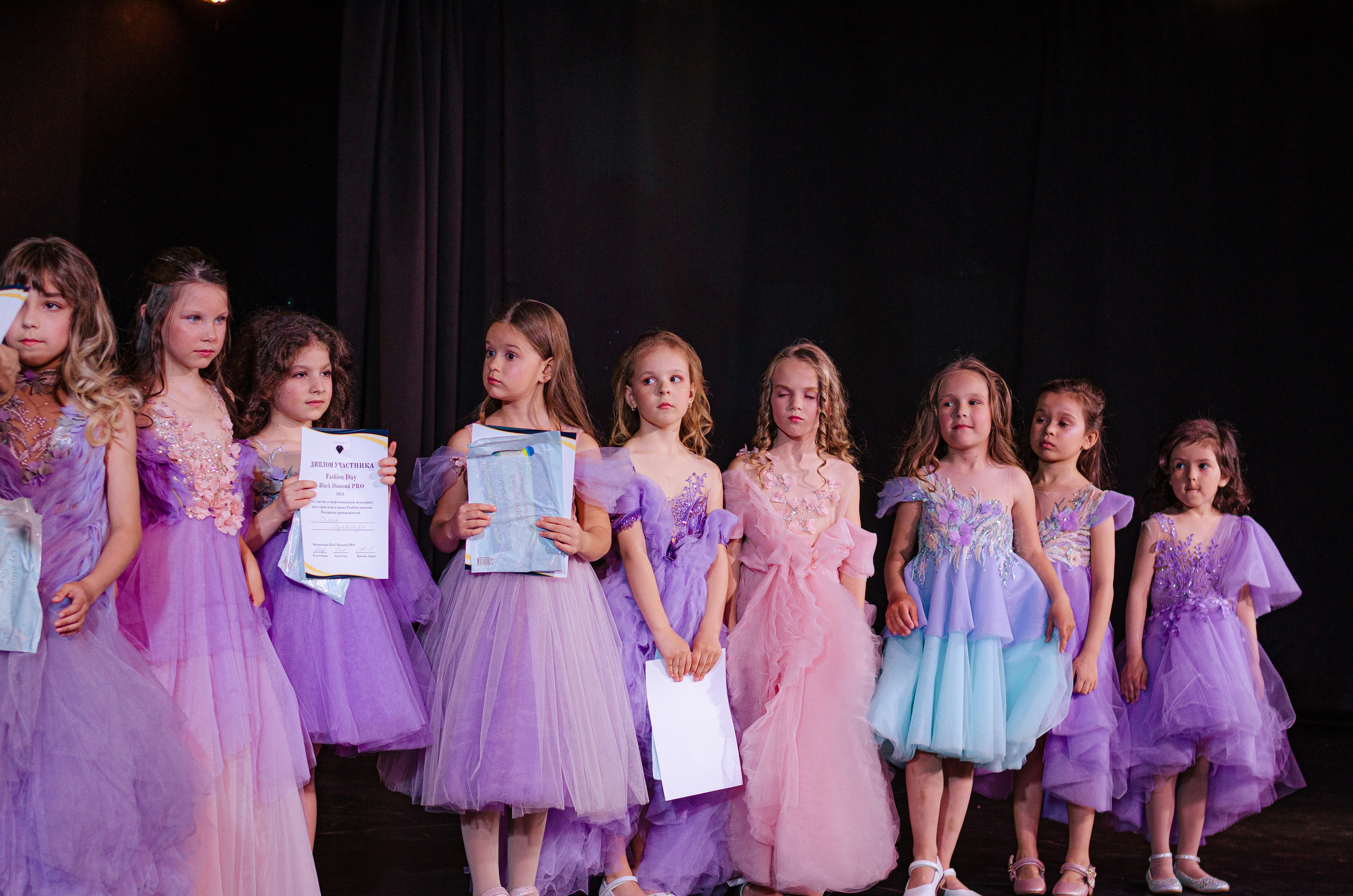 Показы мод. Портретный и репортажный фотограф в Санкт-Петербурге Варвара Жукова