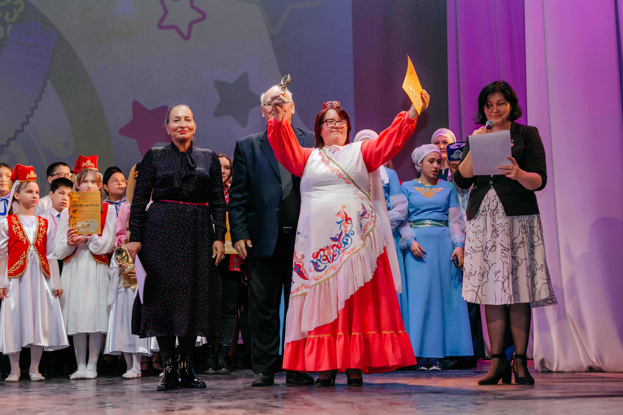 Межрегиональный фестиваль «Сибирские звезды». Контент фотограф, съемка для маркетплейсов, фуд съемка и репортажи в Новосибирске Ралия Галеева