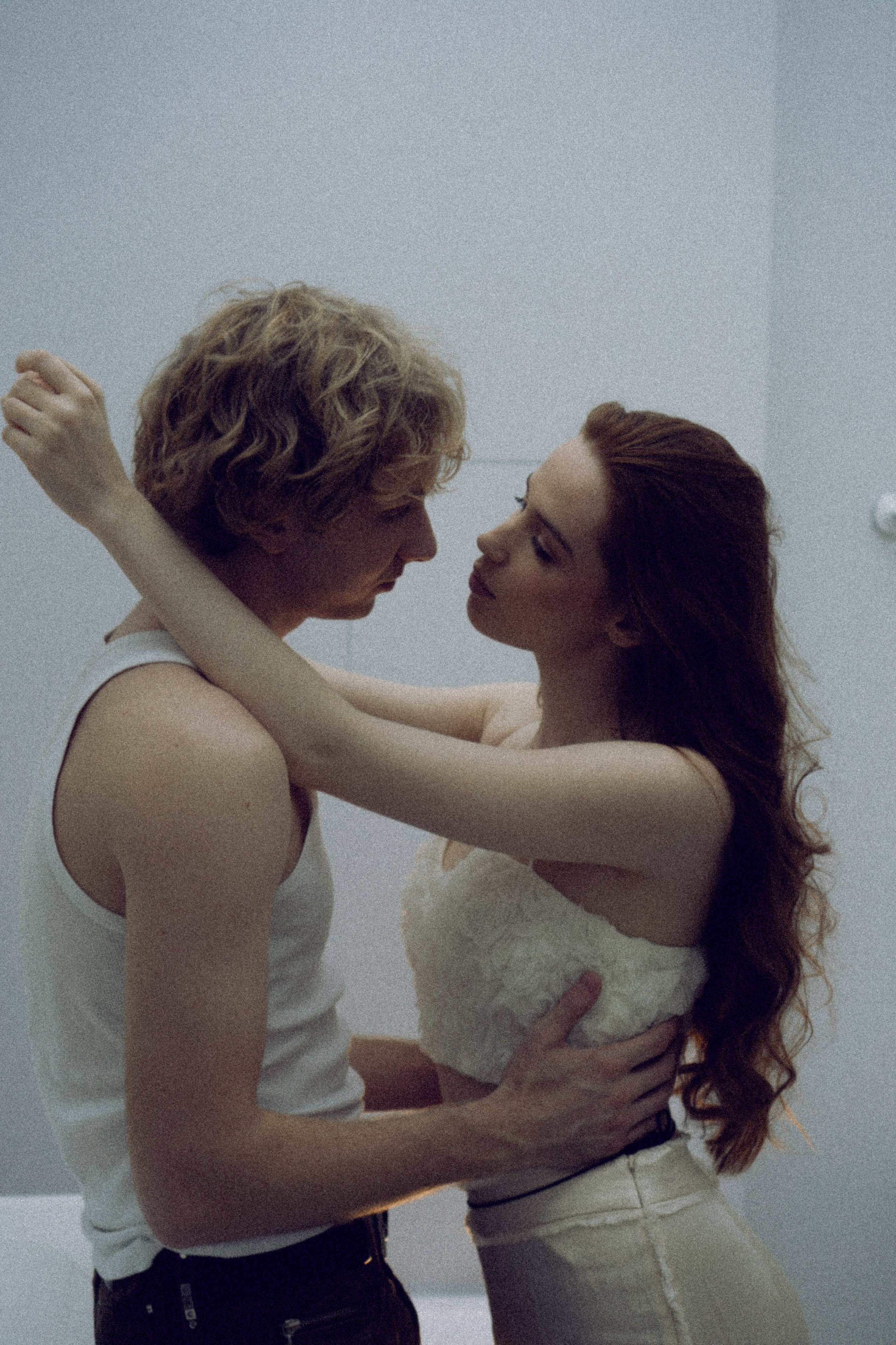 СВАДЕБНАЯ СЬЕМКА В ОТЕЛЕ. СБОРЫ ЖЕНИХА И НЕВЕСТЫ И ТАКЖЕ ТОР И ПОДГОТОВКА К ПРОГУЛКЕ. Профессиональный фотограф, Санкт-Петербург — Виктория Богомолова