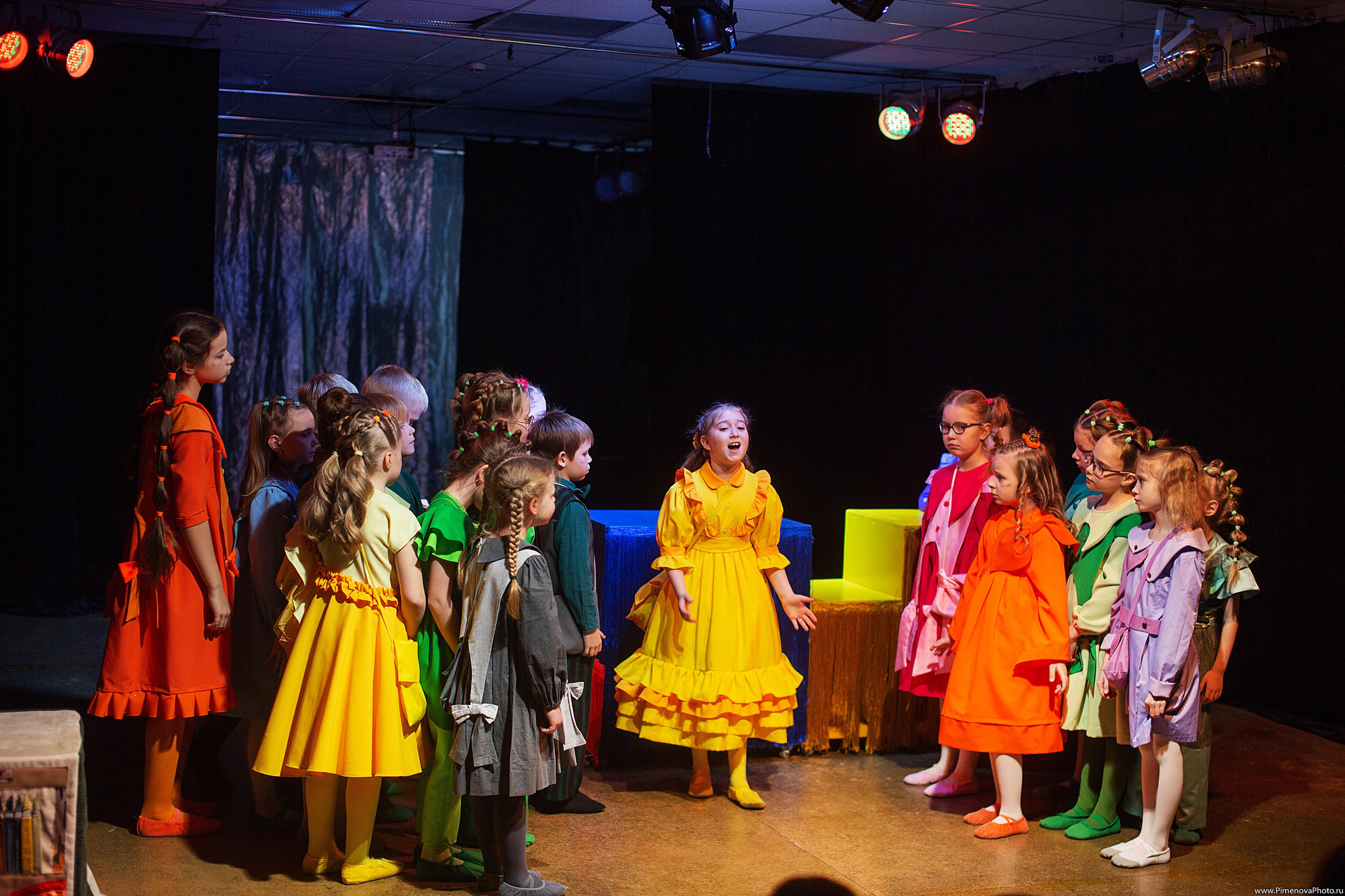 Карандаши «Театрум» ДТЦ, февраль. Семейный и детский фотограф в Петрозаводске