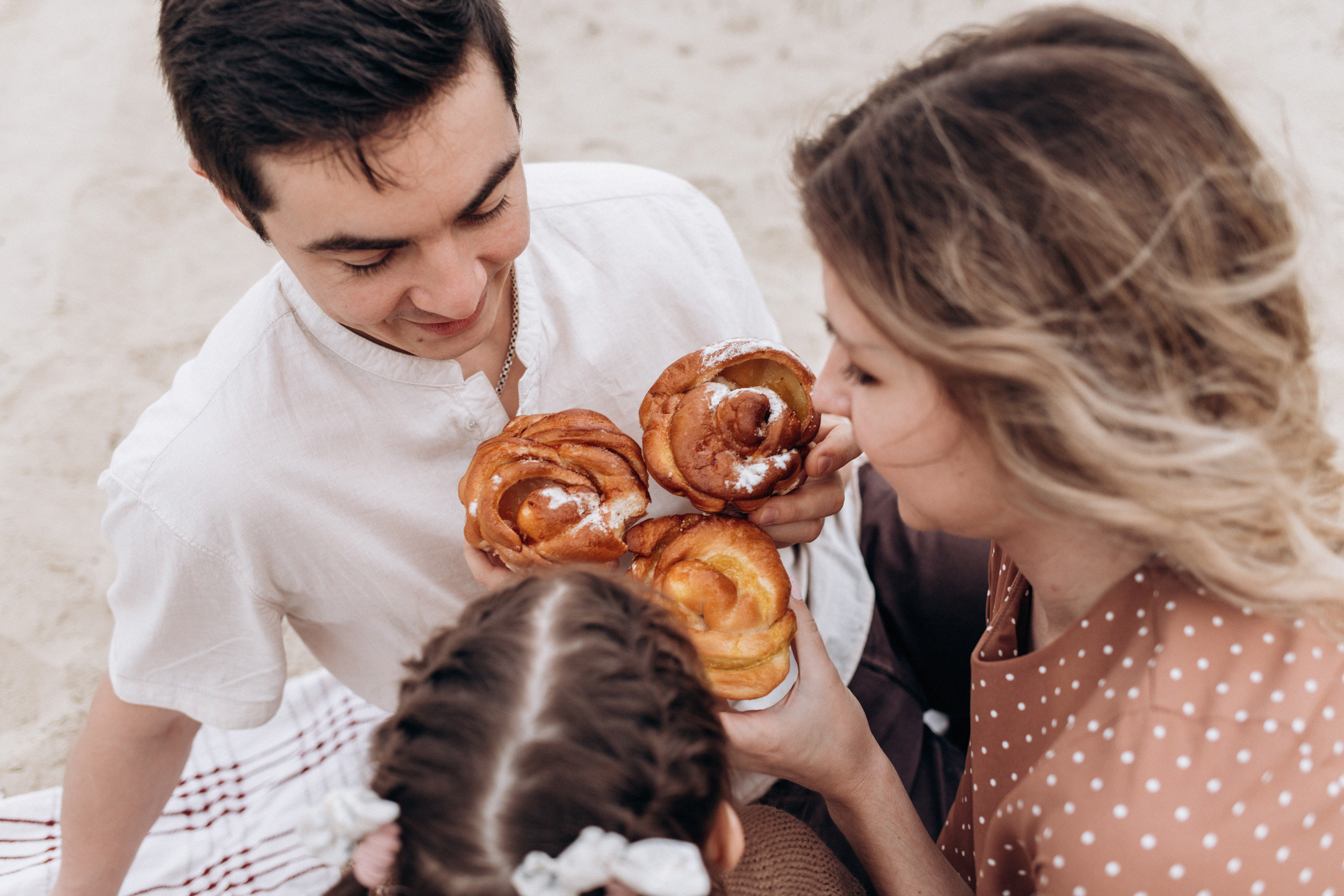 Наташа, Ришат и маленькая Злата. Семейный фотограф Виолла Платонова Белгород