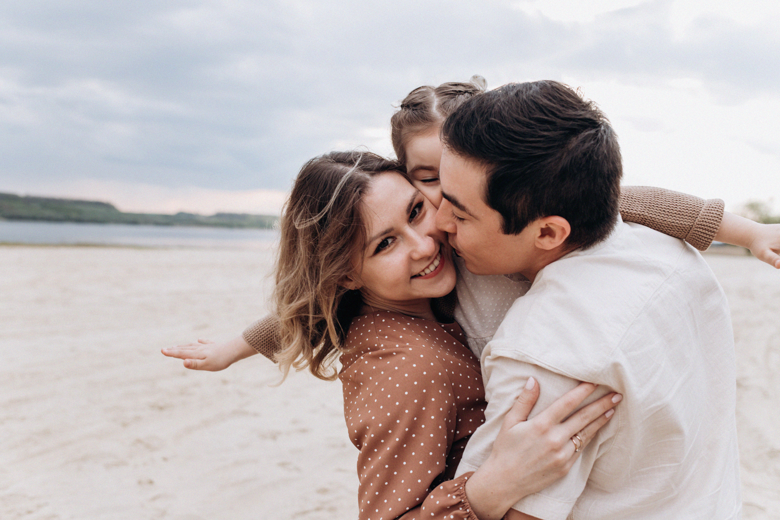 Наташа, Ришат и маленькая Злата. Семейный фотограф Виолла Платонова Белгород