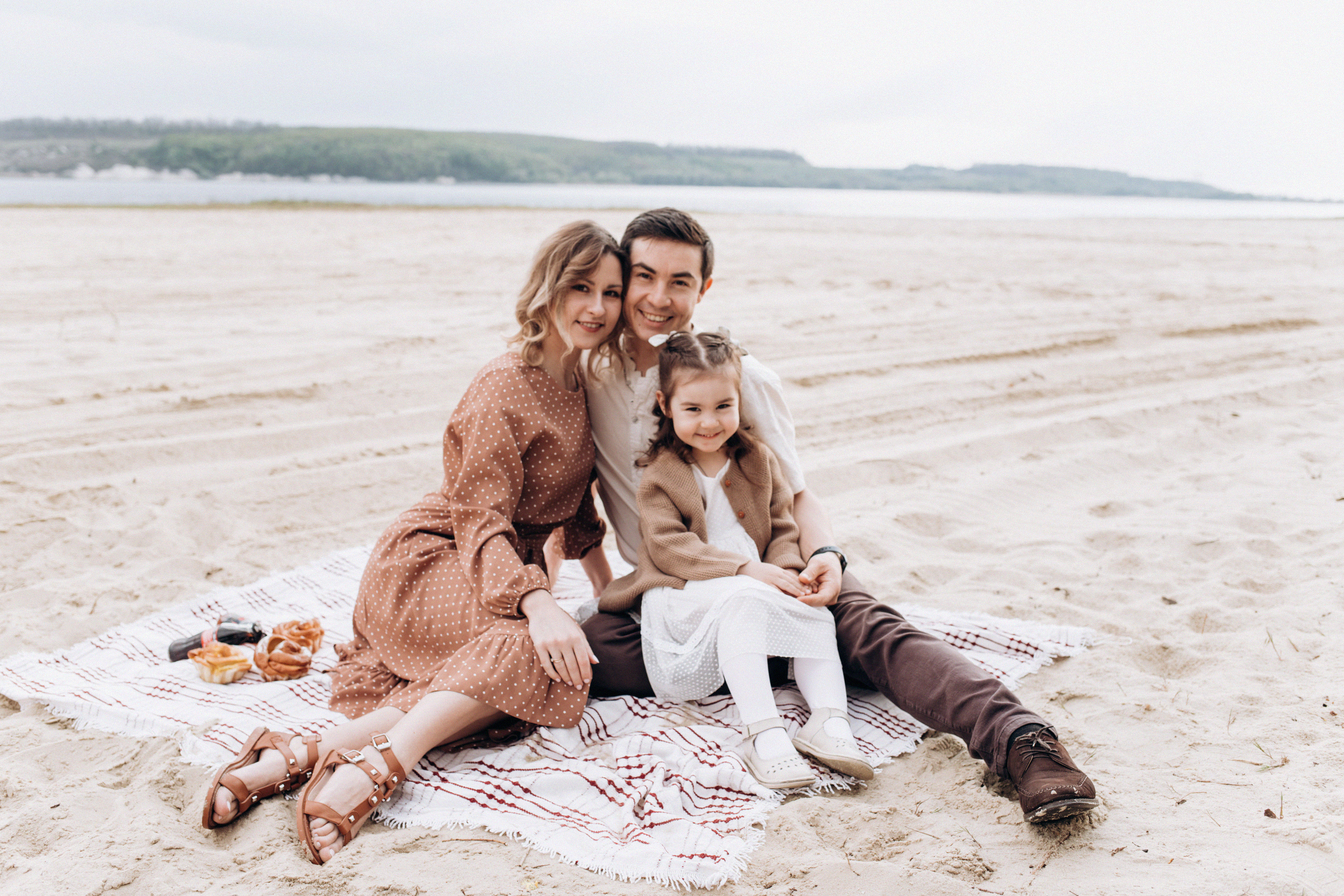 Наташа, Ришат и маленькая Злата. Семейный фотограф Виолла Платонова Белгород