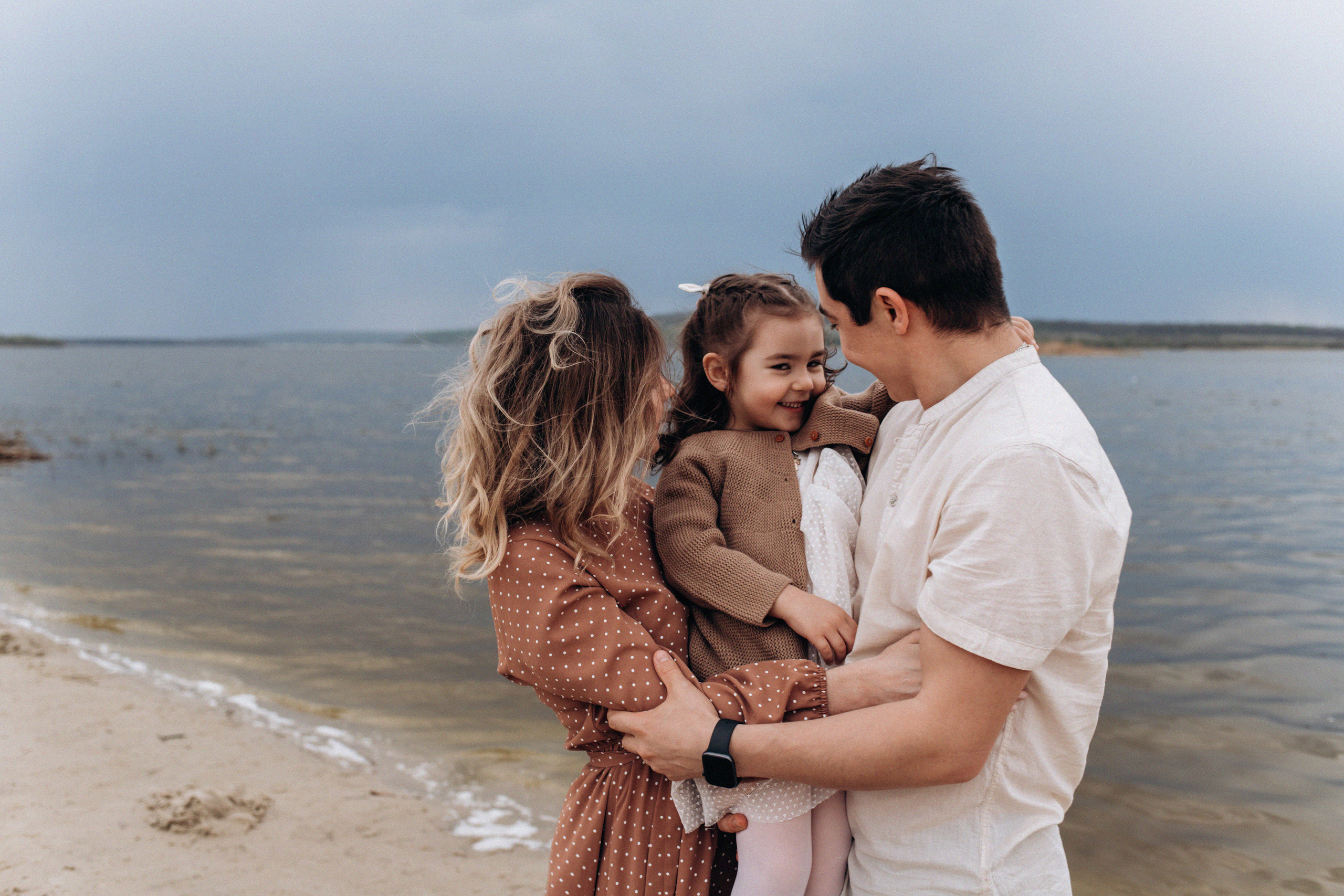 Наташа, Ришат и маленькая Злата. Семейный фотограф Виолла Платонова Белгород