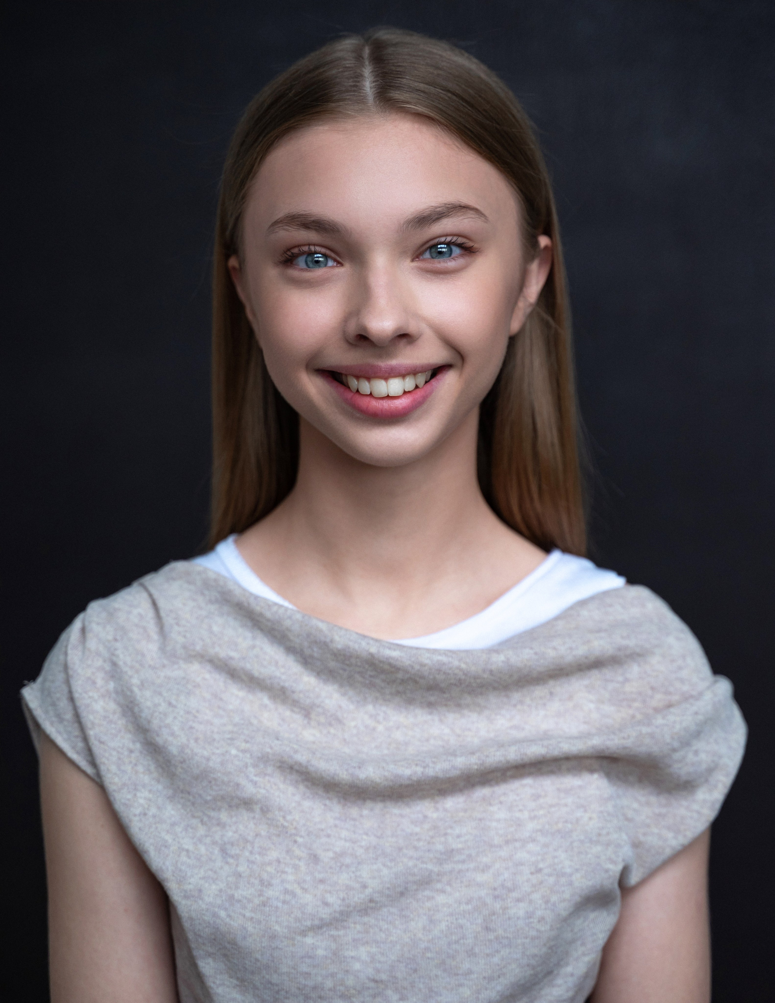 ПОДГОТОВКА ХЭДШОТЫ. Фотограф Москва Виктория Вишневская актерское / модельное портфолио