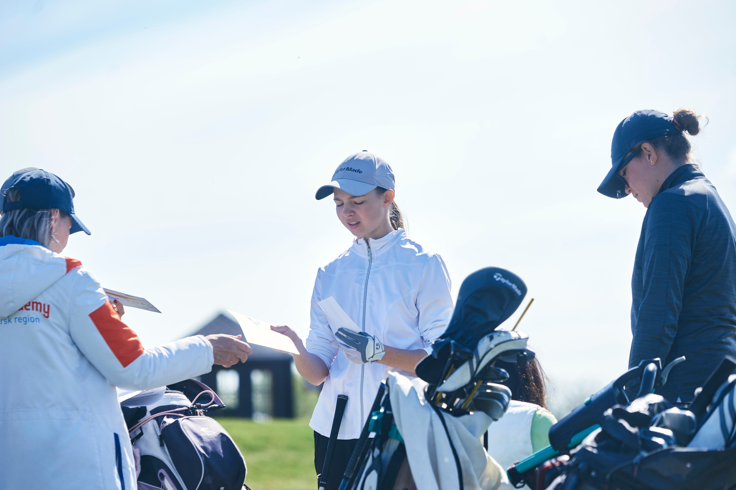 Forest Hills Junior. Академия гольфа NSU в Москве. Тренировки по гольфу для детей и взрослых, тренировки для новичков