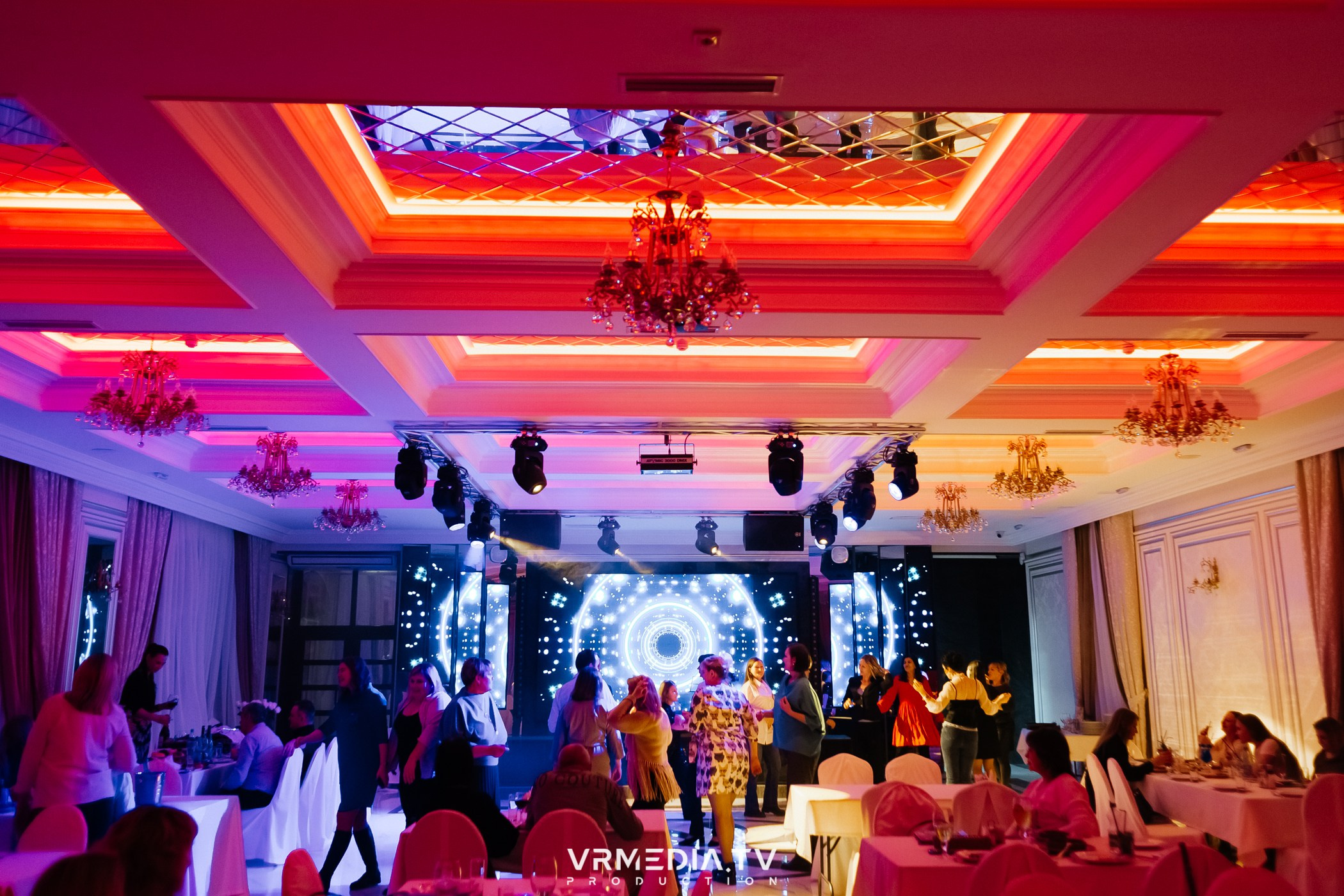 Выходные в ресторане «Лазурный берег»