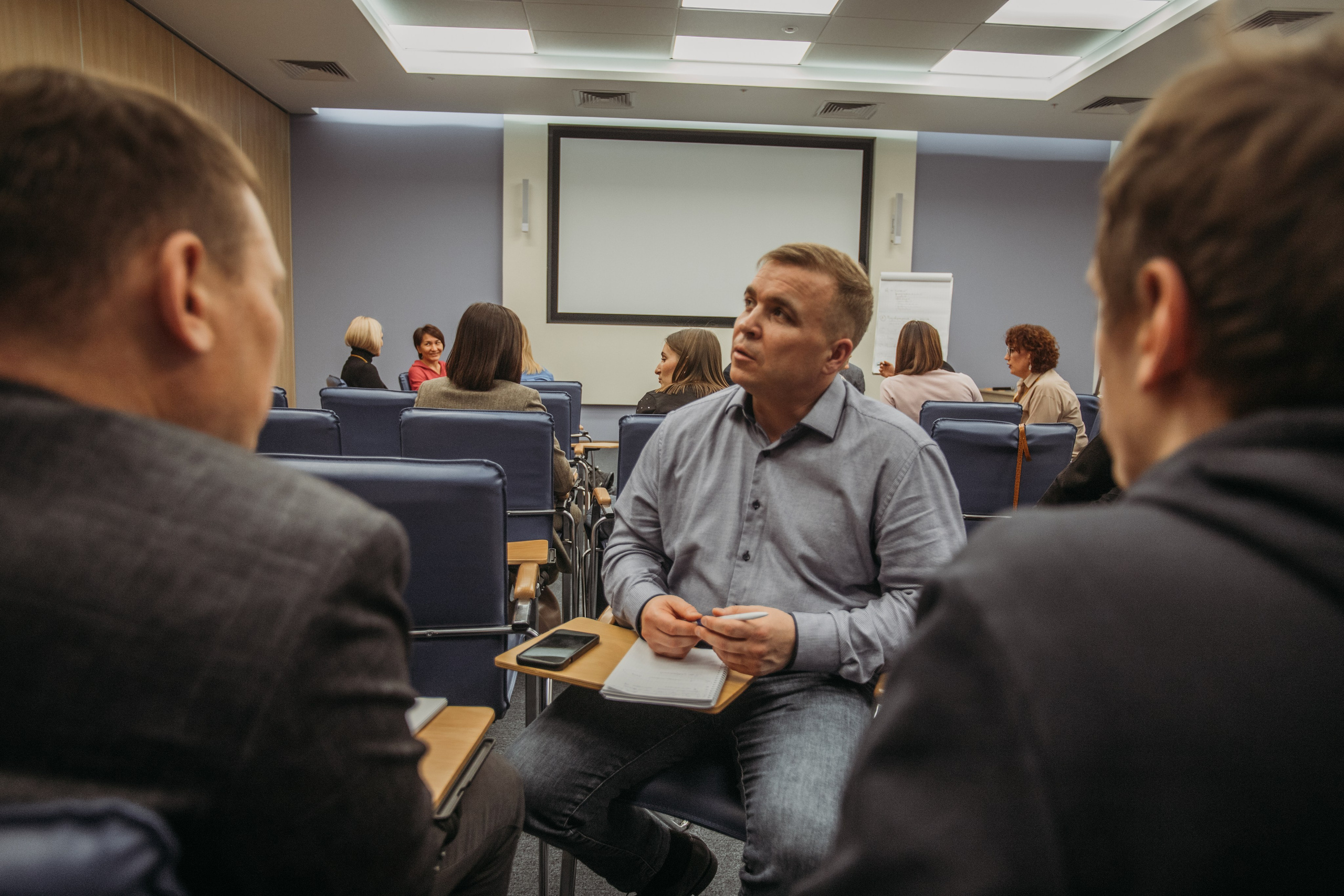 Тренинг по НЛП технологиям Михаила Пелехатого. Венера Гайн. Репортажный фотограф  Тюмень. Обучение фотографии с 0