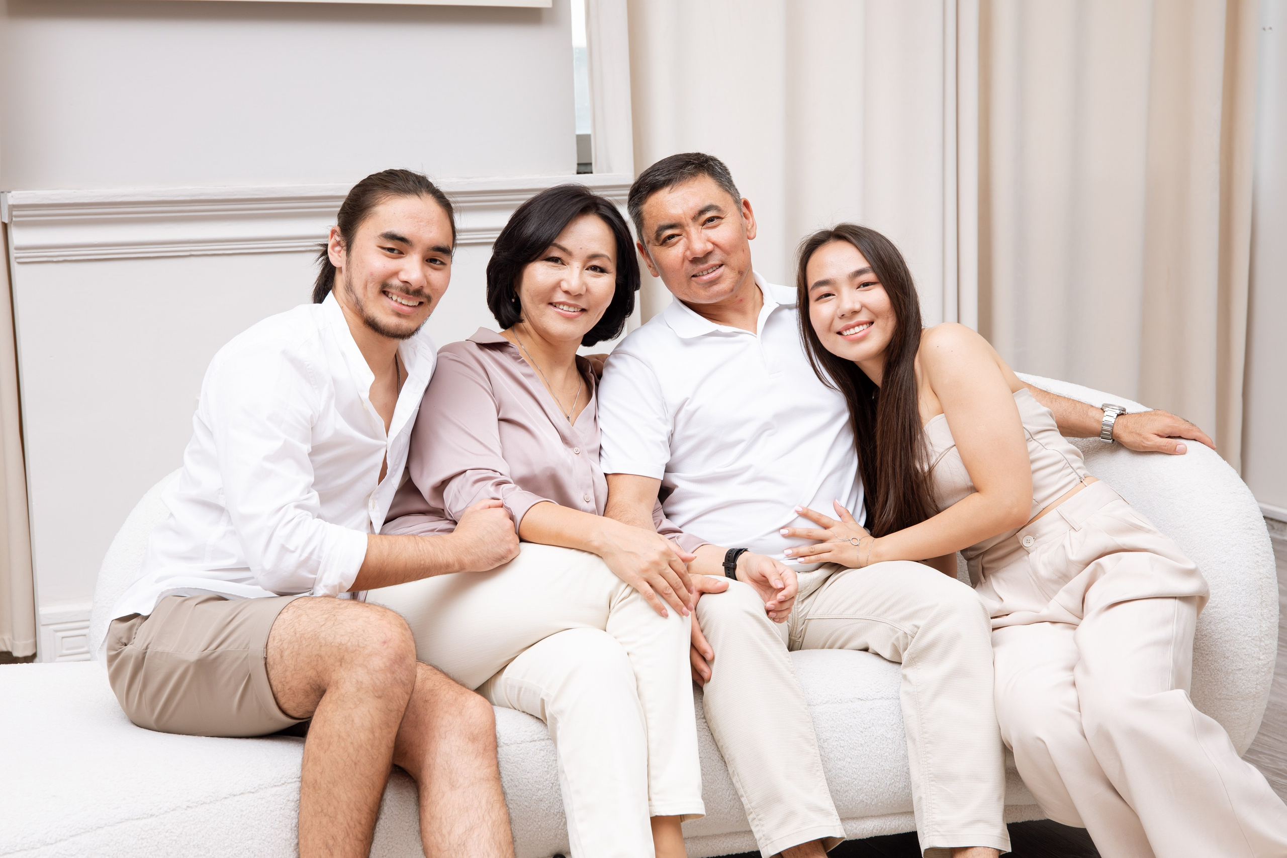 Kamilla's family. Свадебный и студийный фотограф в Алматы Ильяс Кырбаев