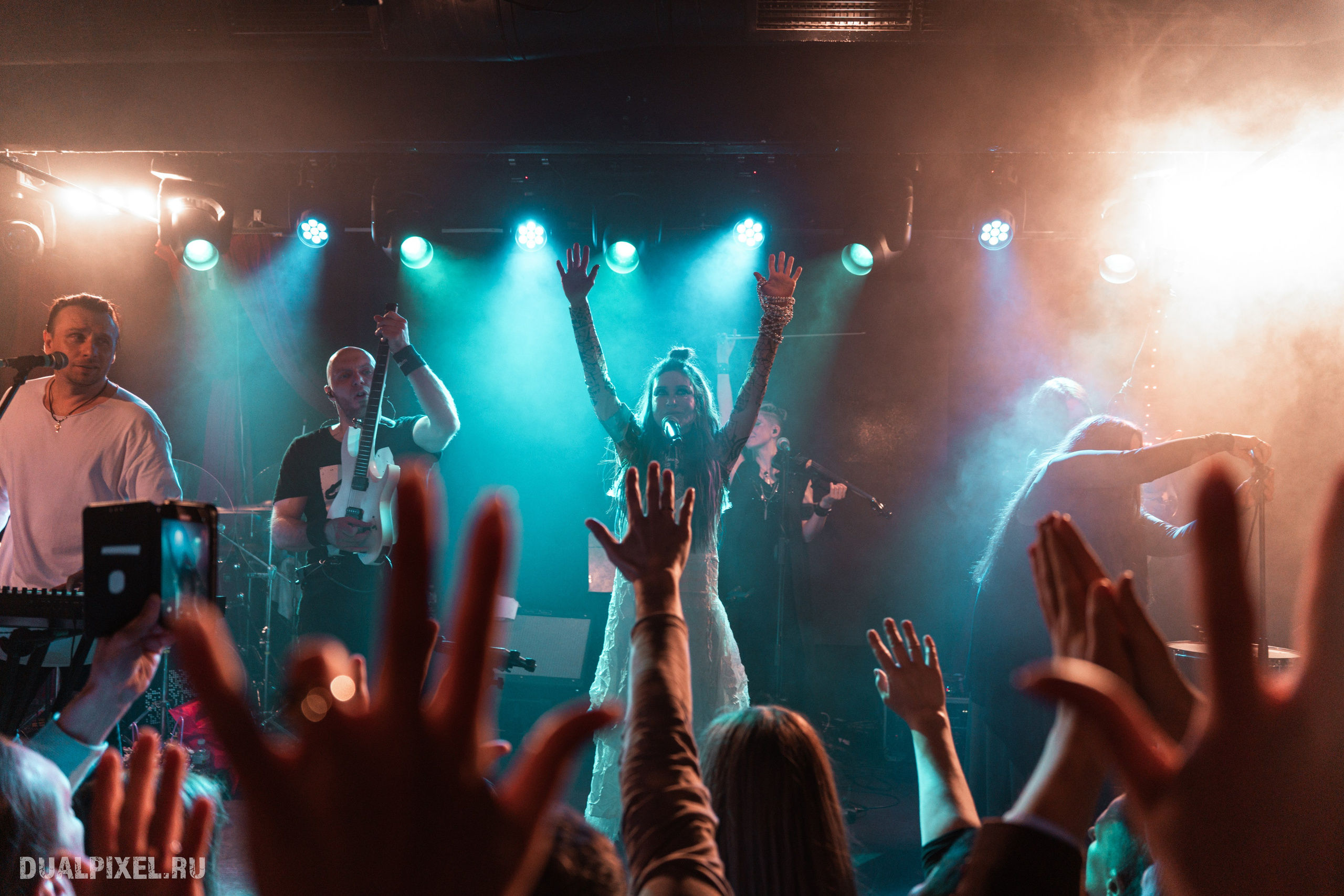 ЛИНДА. Магия музыки в кадре: Концертная Фотография