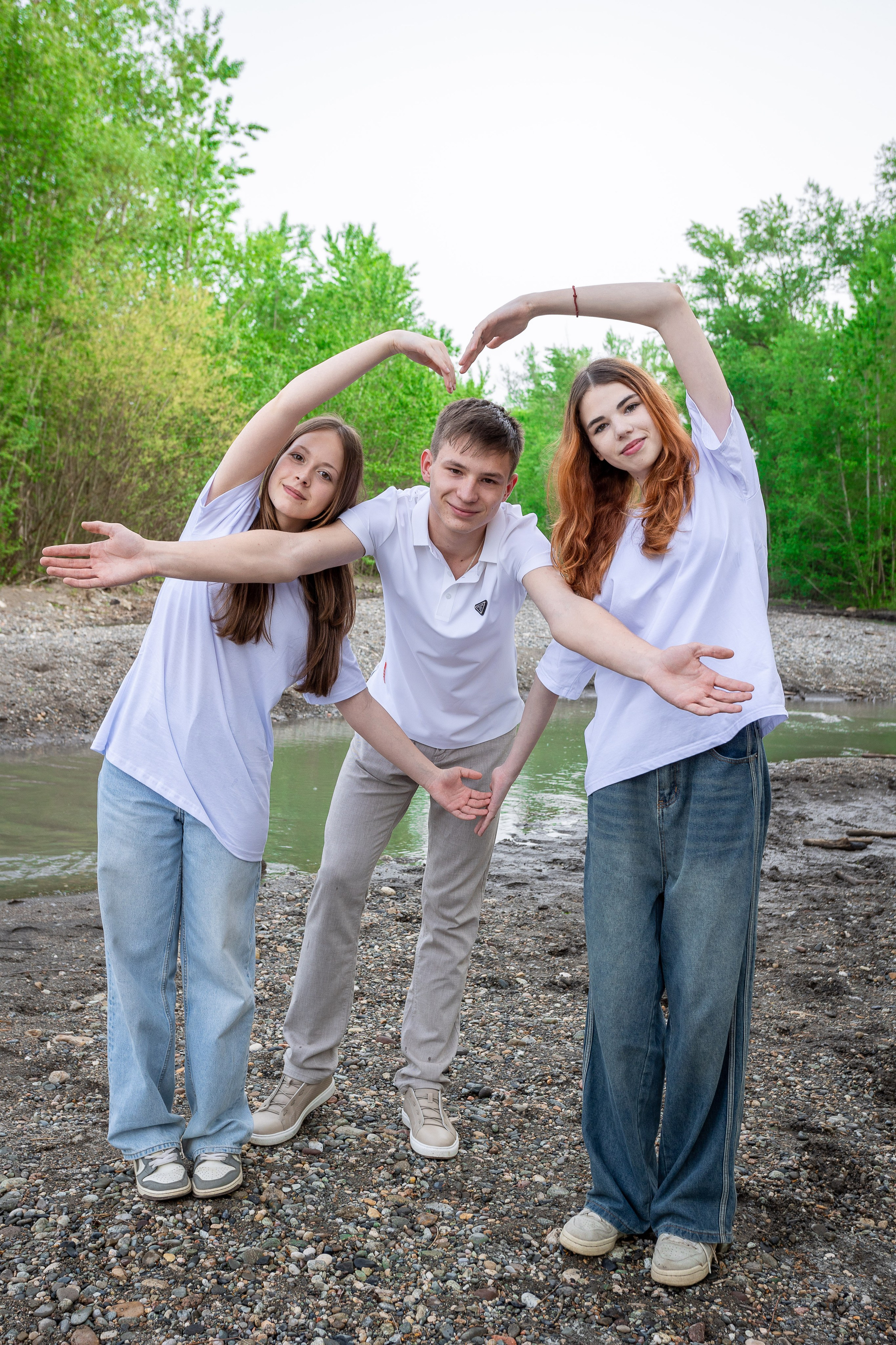 Уличная фотосессия на выпускной альбом. Выпускные альбомы Майкоп, Краснодар Елена Золотарева