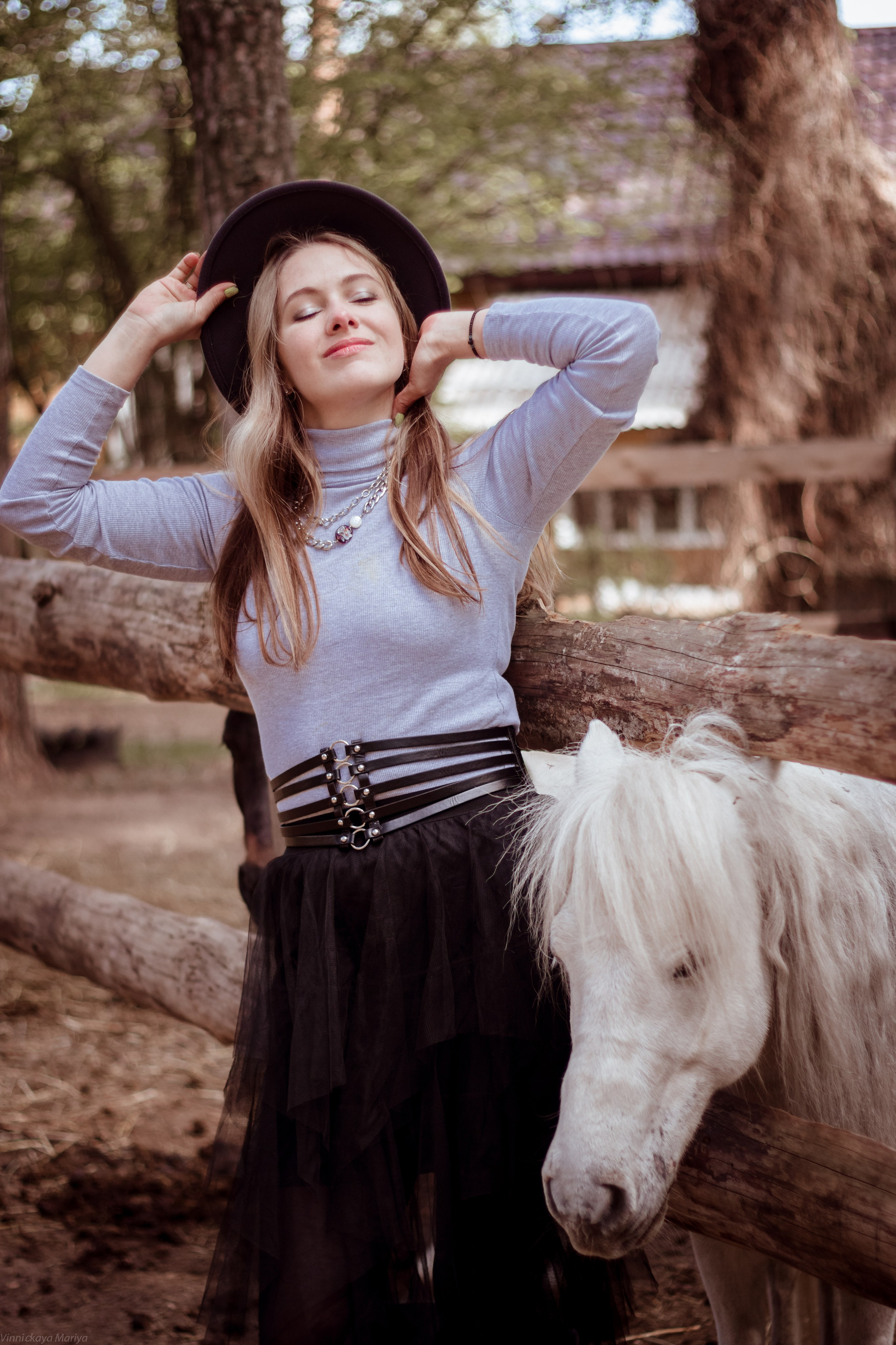 Алина и Мышка. Фотограф Мария Винницкая