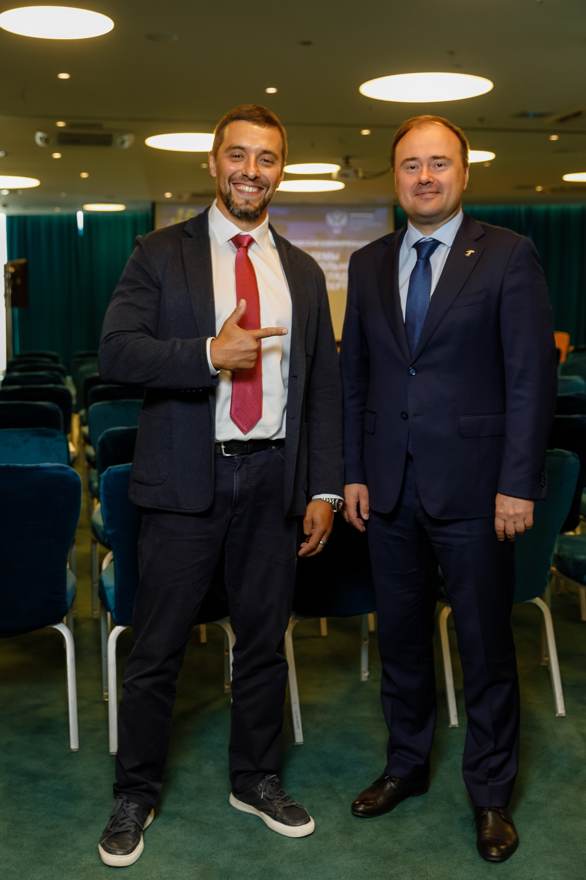 Конференция. COSMOS. Свадебный фотограф в Ярославле Анастасия Архипова